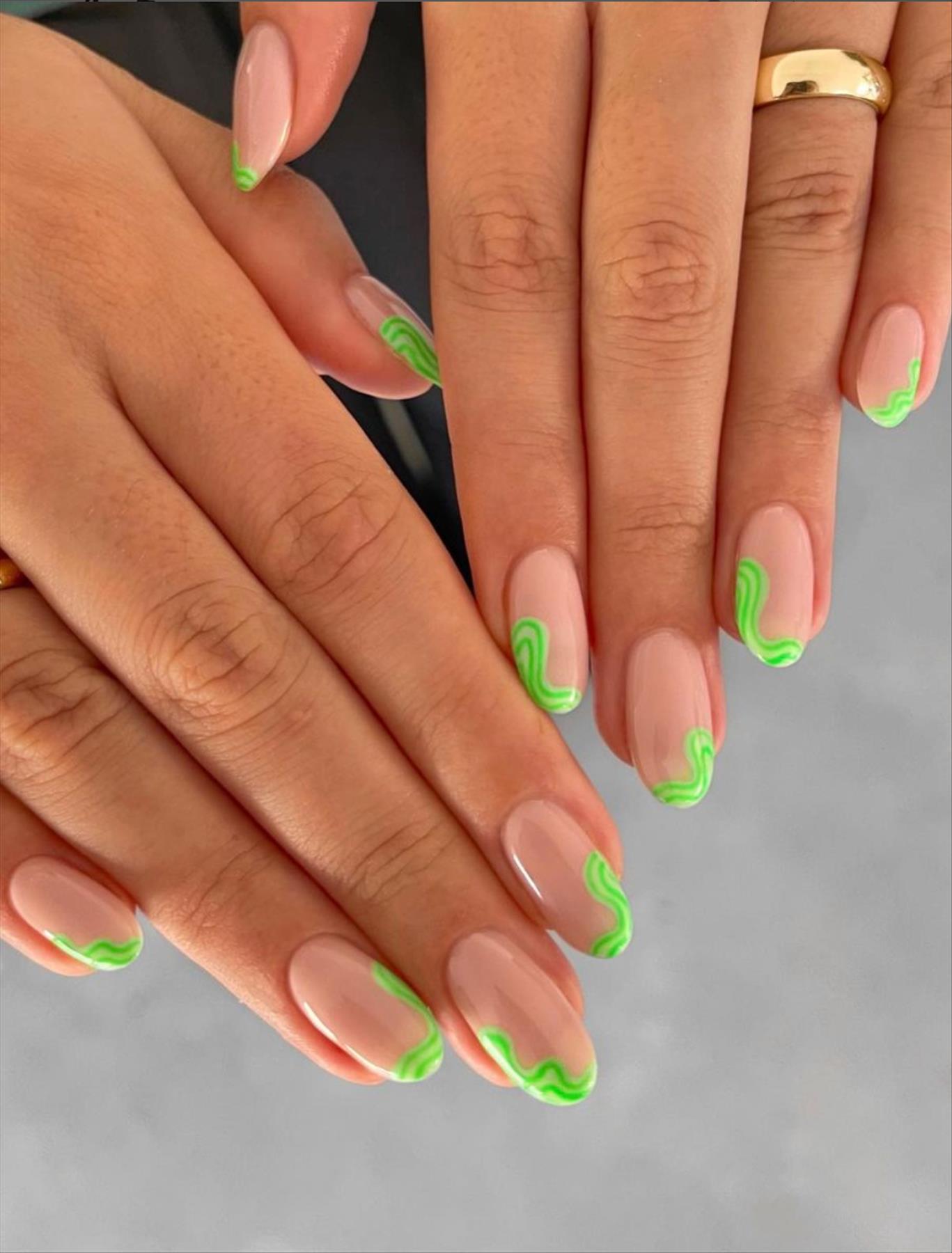 Perfect green nail ideas for your next manicures inspiration 2022