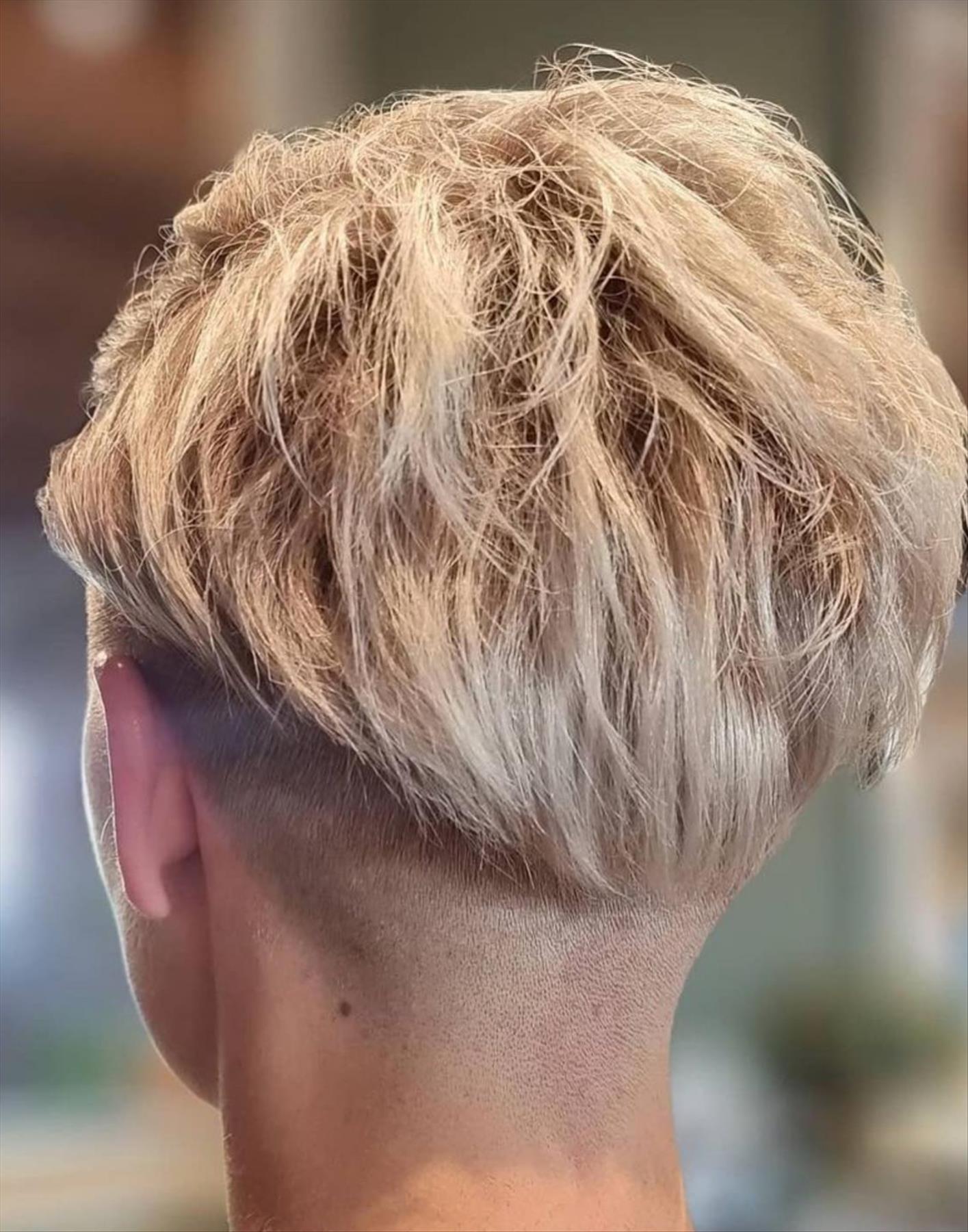 Best ash blonde pixie short hair for chic women trending now