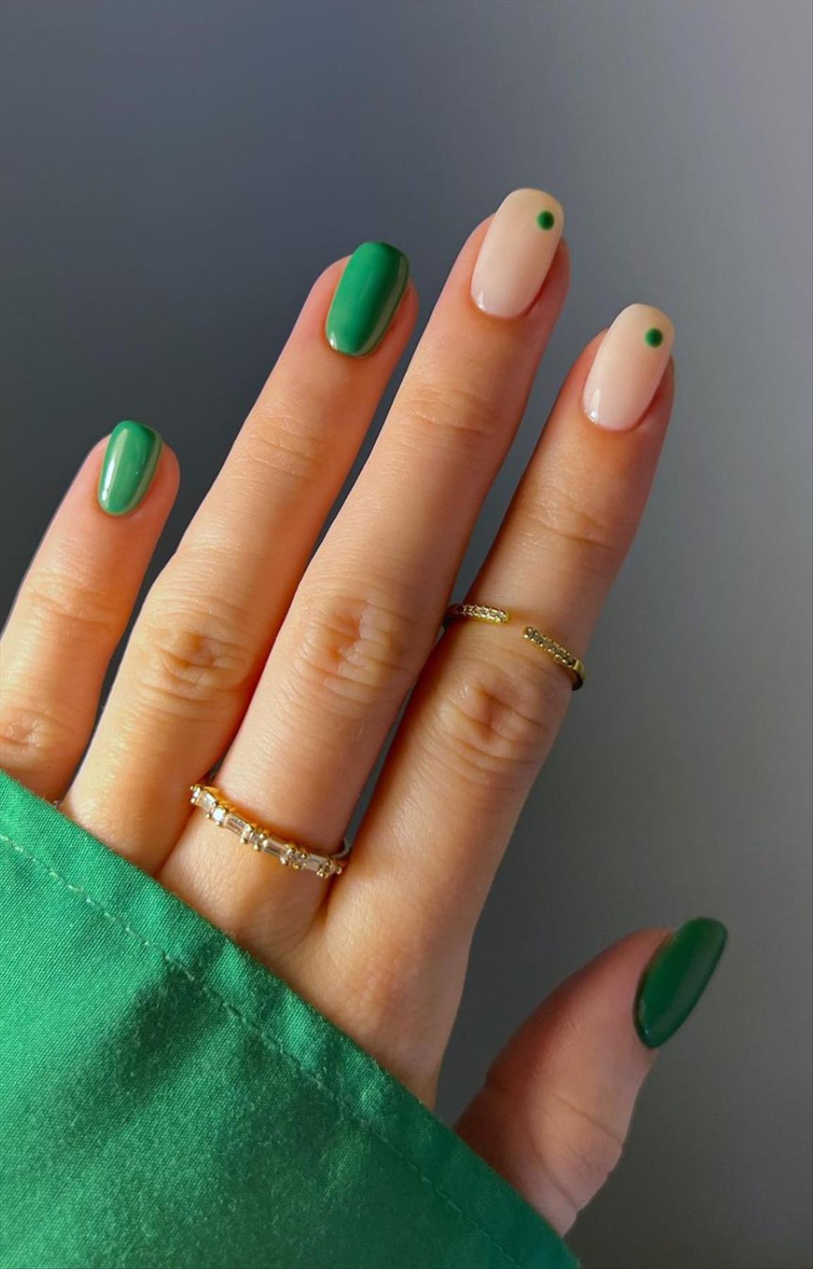 Perfect green nail ideas for your next manicures inspiration 2022