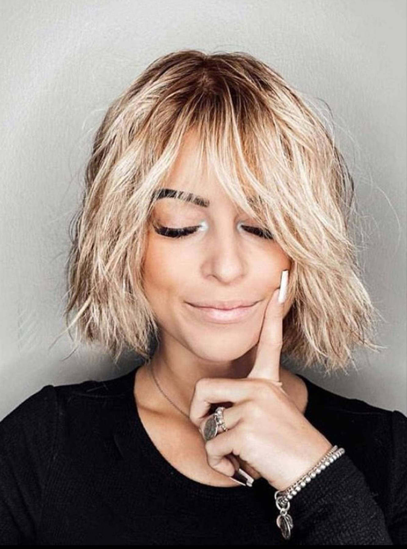 Flattering bob haircuts for fine hair in 2022