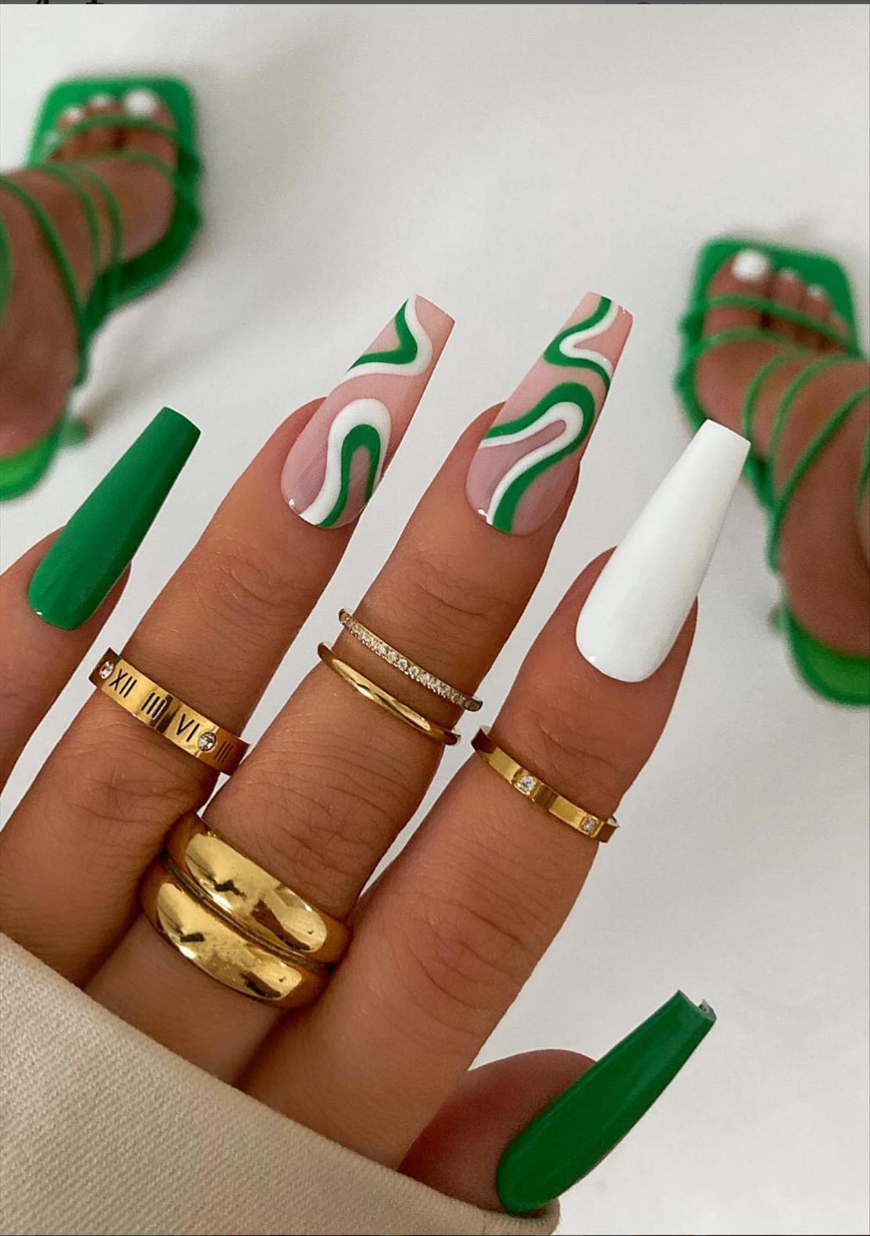 Perfect green nail ideas for your next manicures inspiration 2022