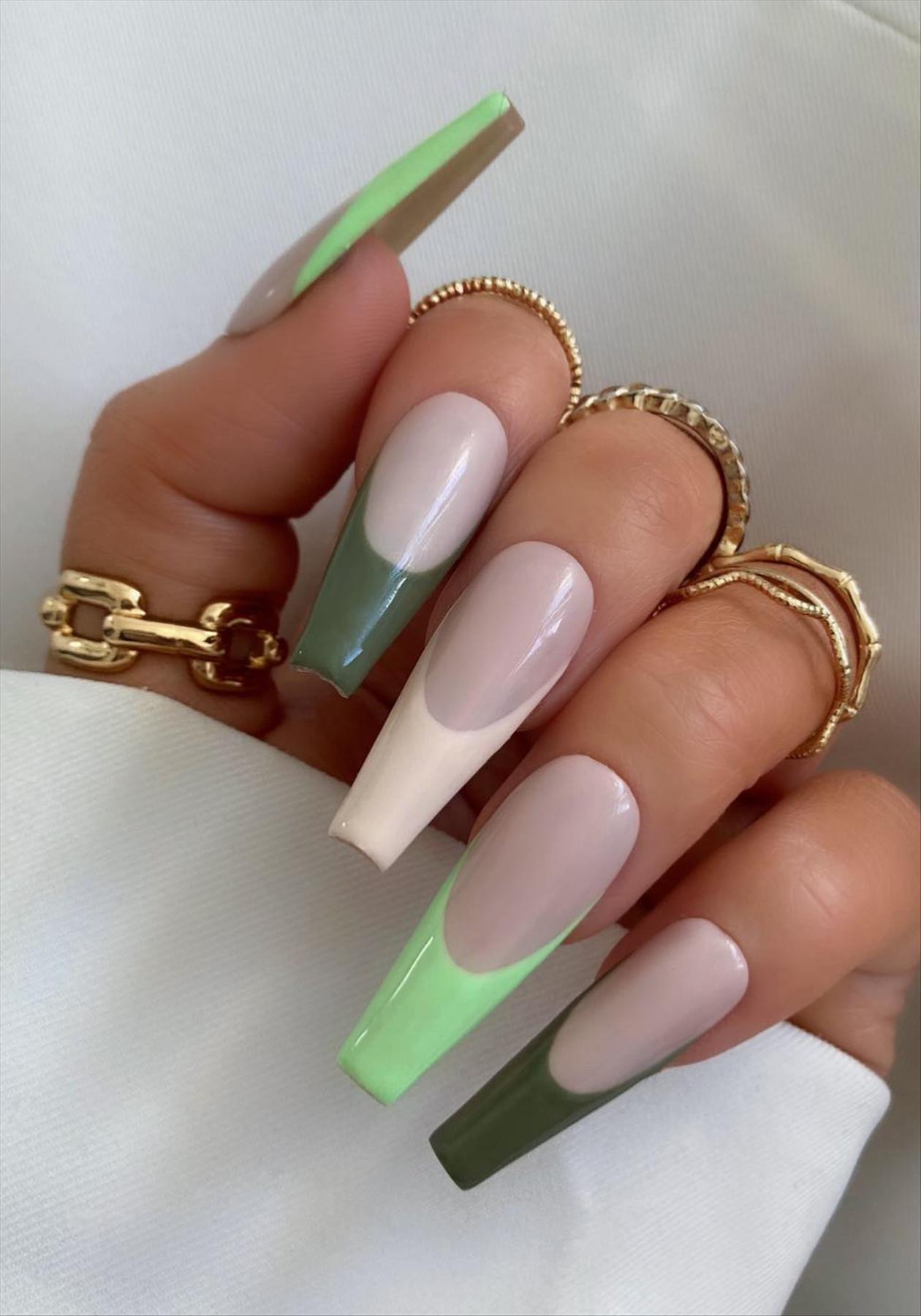 Perfect green nail ideas for your next manicures inspiration 2022