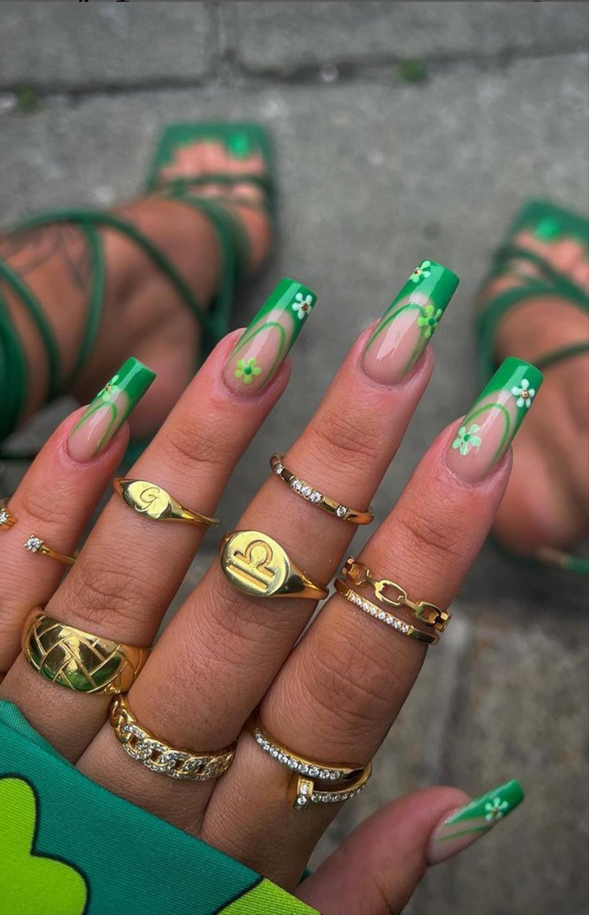 Perfect green nail ideas for your next manicures inspiration 2022