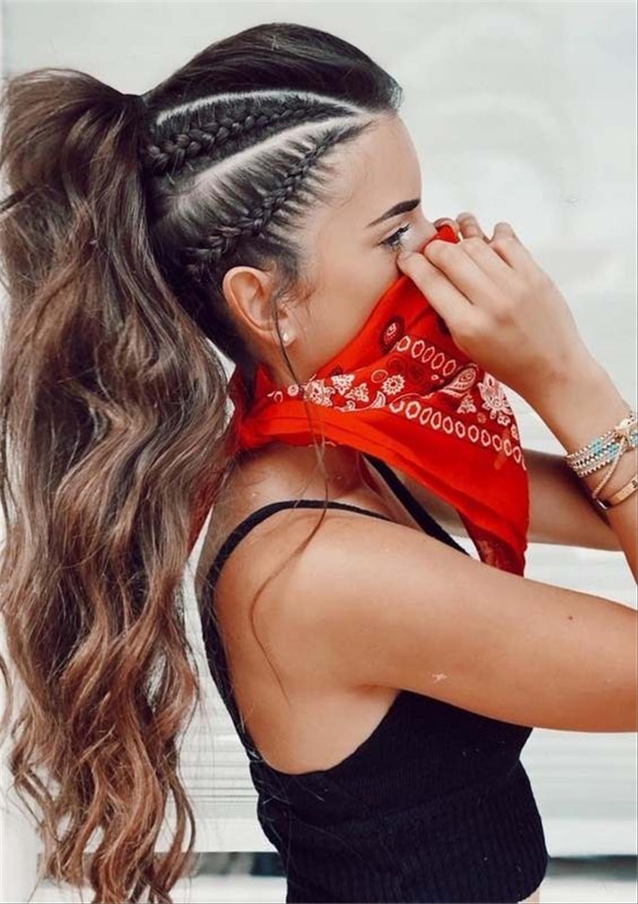 Best braided graduation hairstyles for your special day 2022