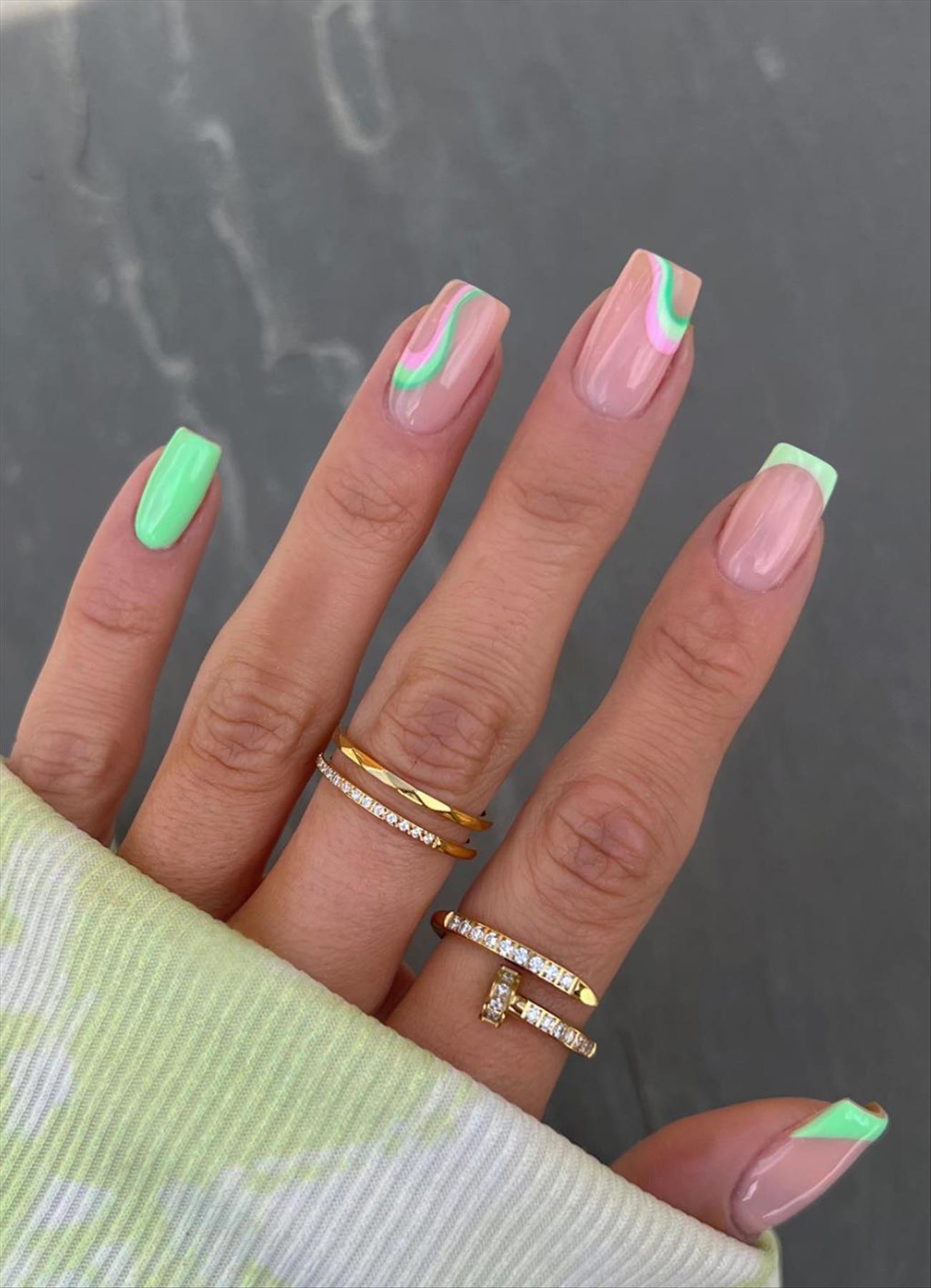 Best & Simple short coffin nails ideas for Summer manicures inspo