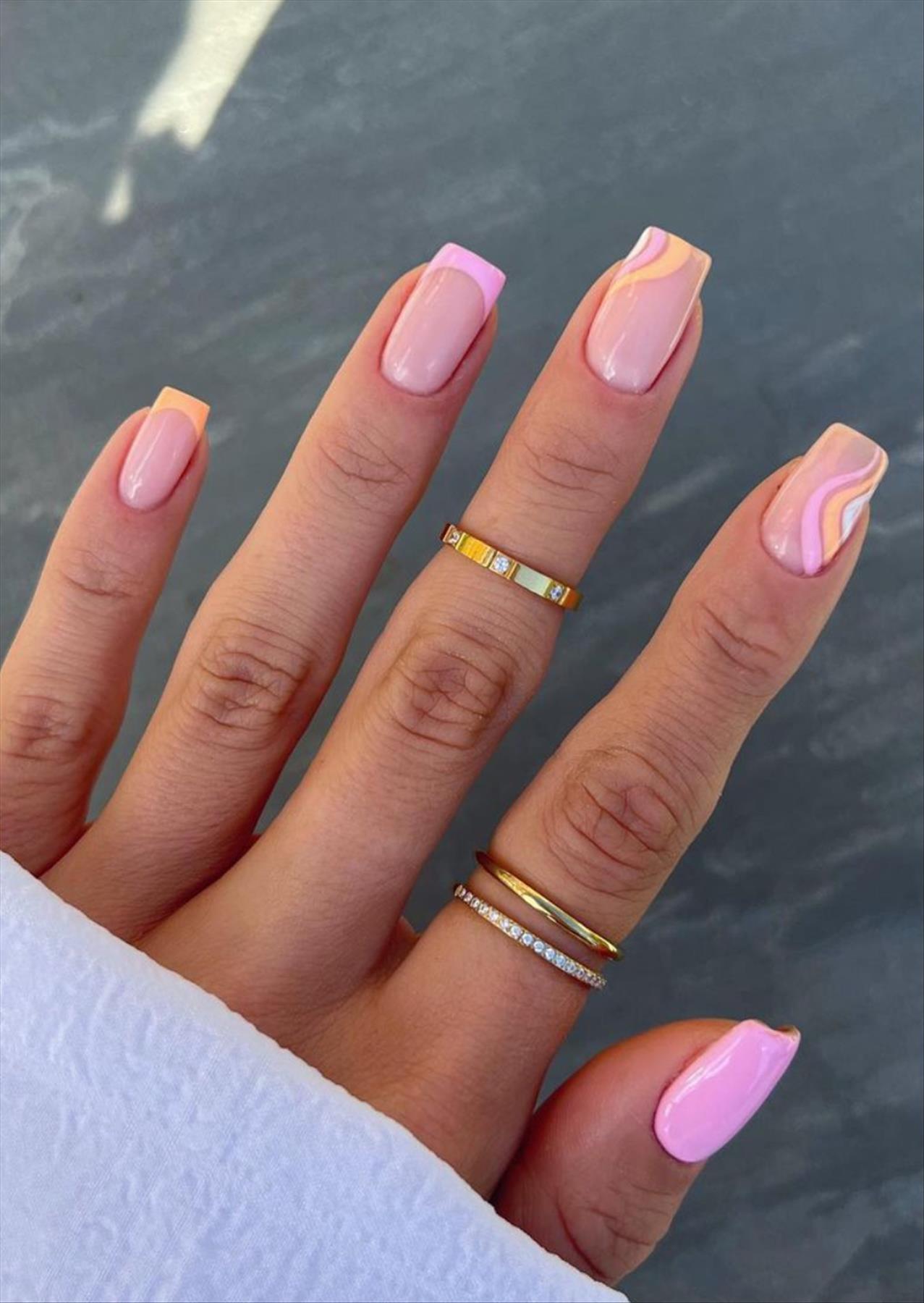 Best & Simple short coffin nails ideas for Summer manicures inspo