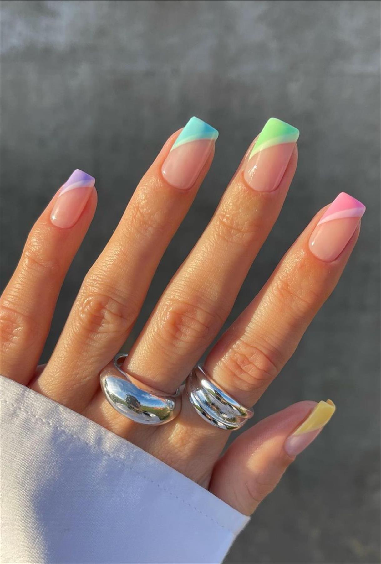 Best & Simple short coffin nails ideas for Summer manicures inspo