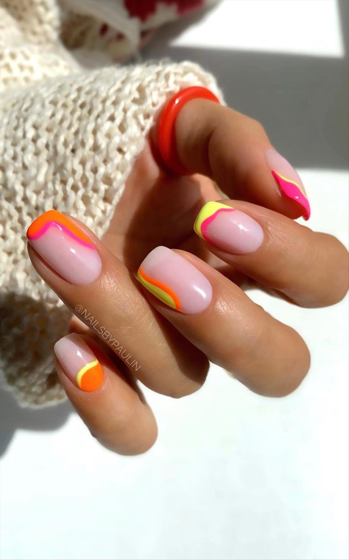 Stunning swirl nail art you'll flip for 2022