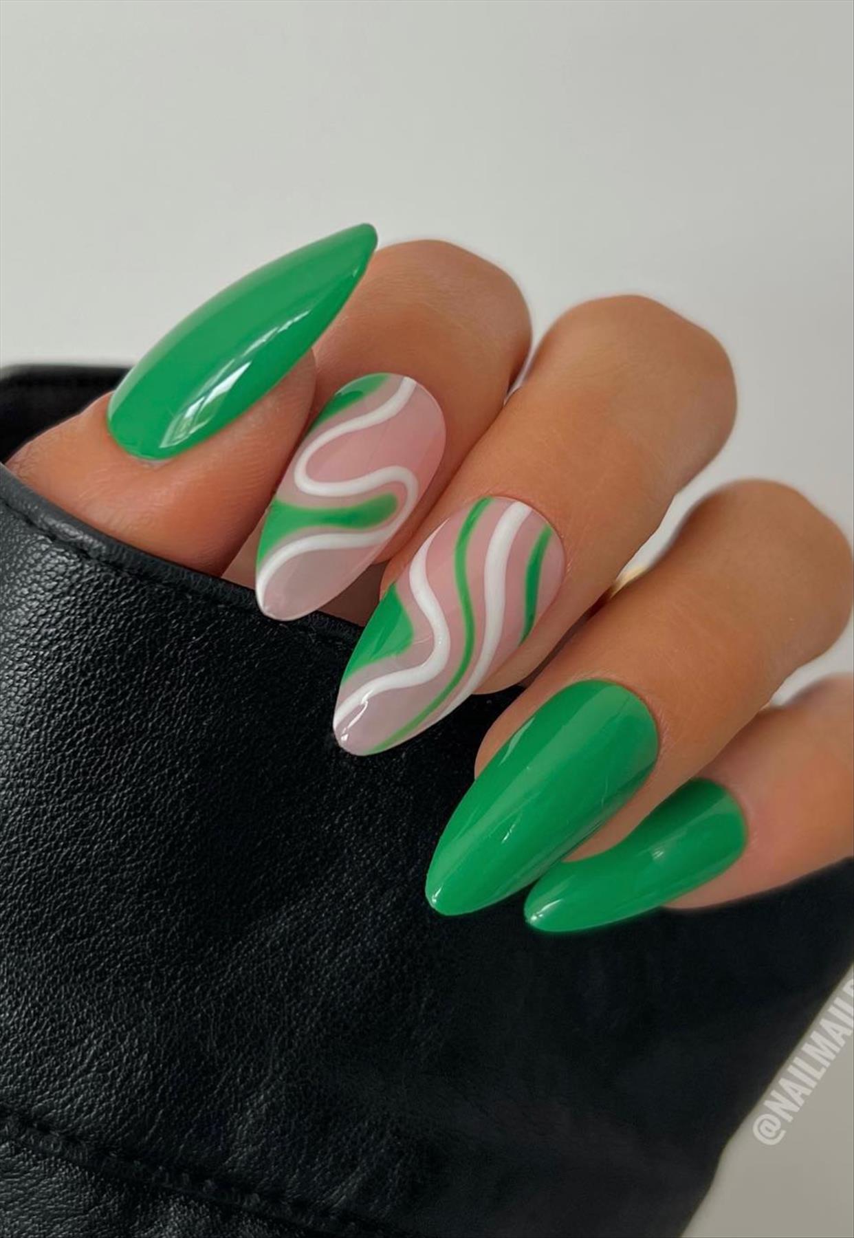 Stunning swirl nail art you'll flip for 2022