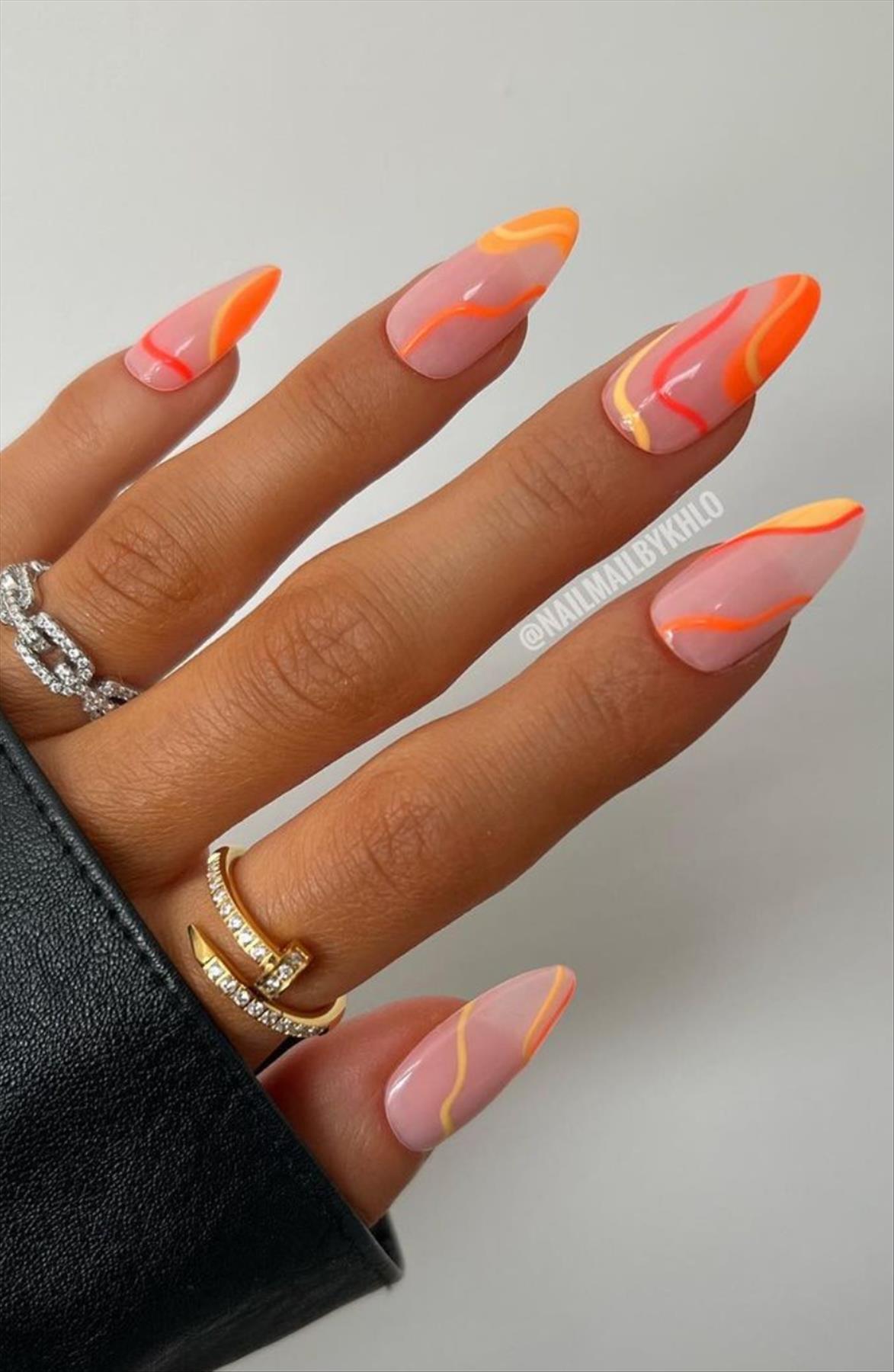 Stunning swirl nail art you'll flip for 2022