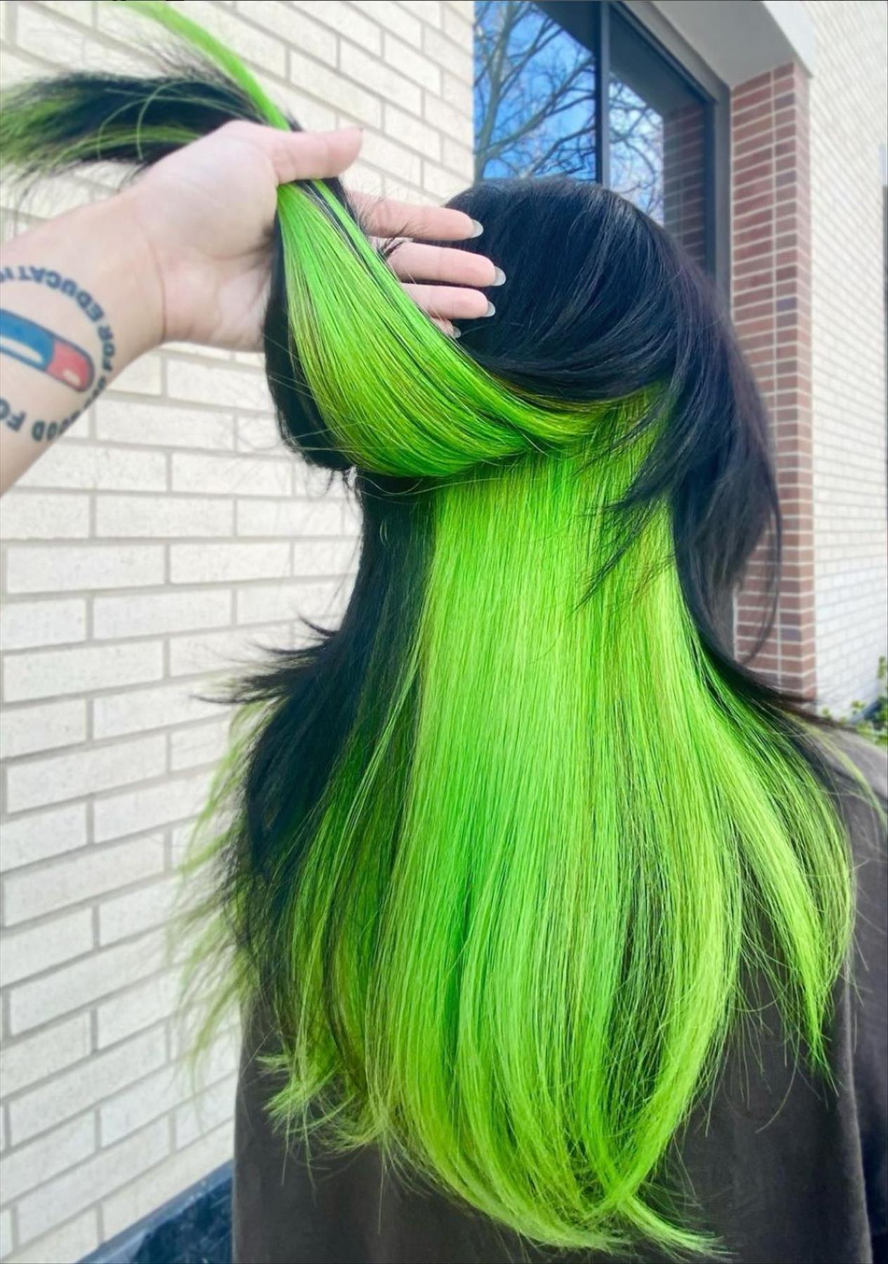 Stunning underneath hair color ideas for cool girls