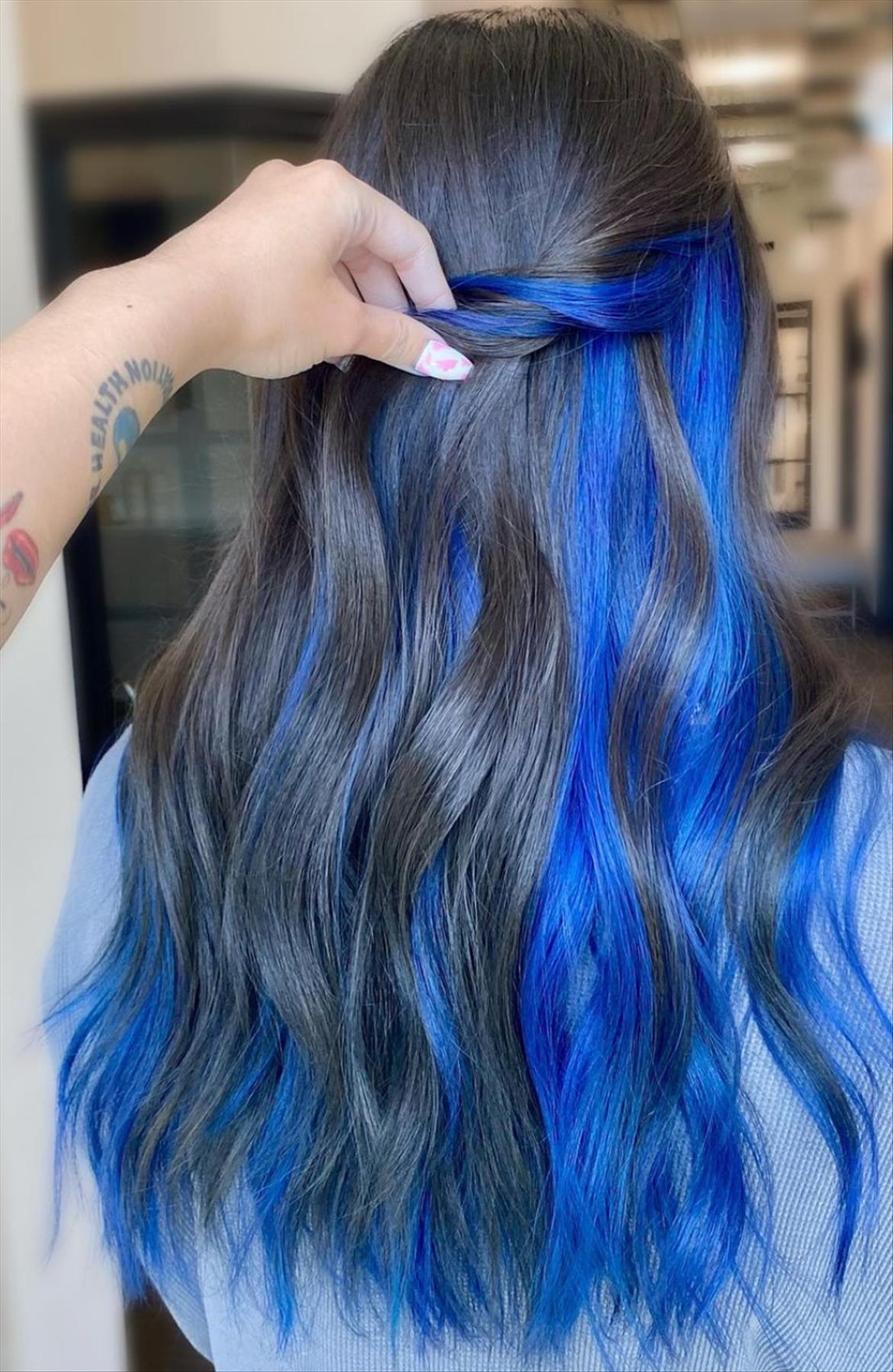 Stunning underneath hair color ideas for cool girls