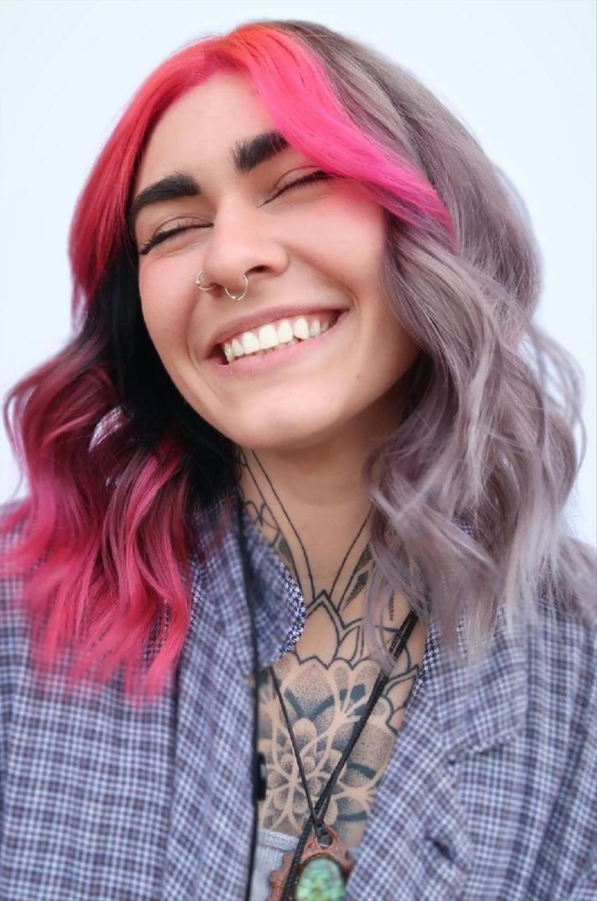 Stunning underneath hair color ideas for cool girls