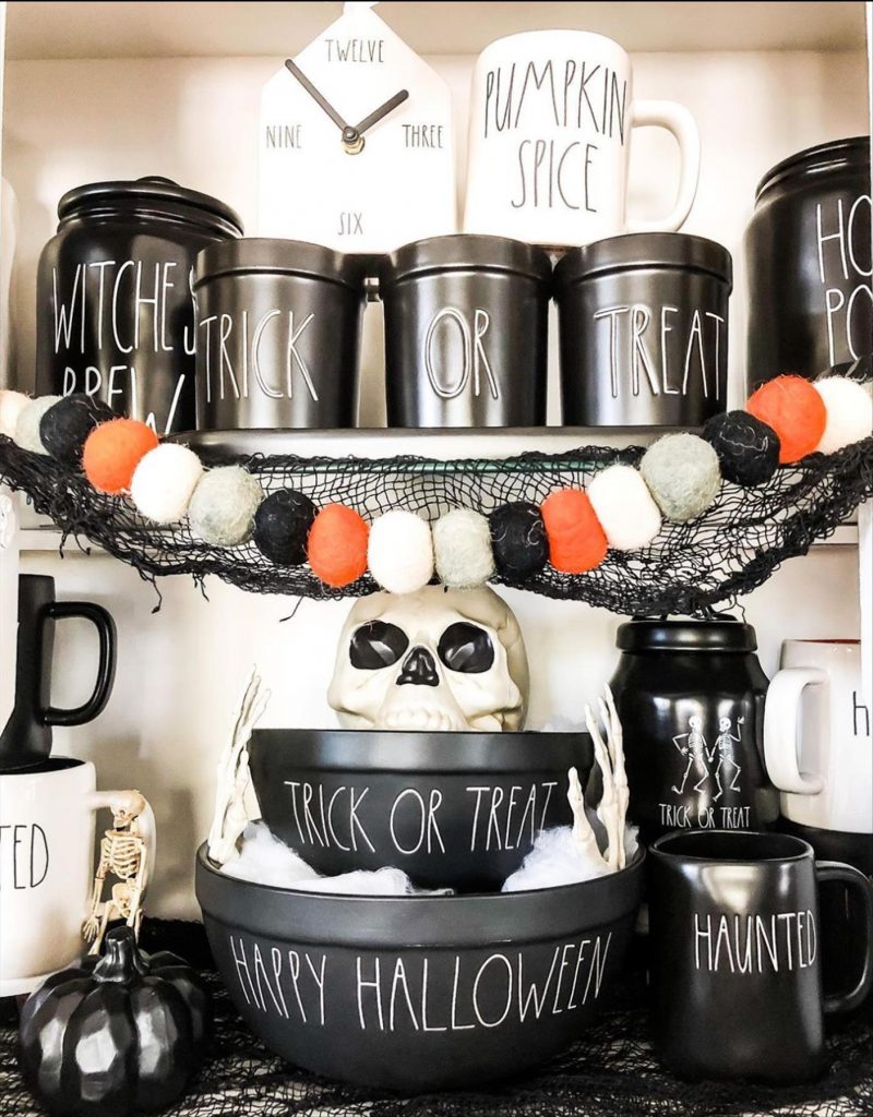 Fabulous Halloween Decorations DIY outdoor and indoor ideas 2022 