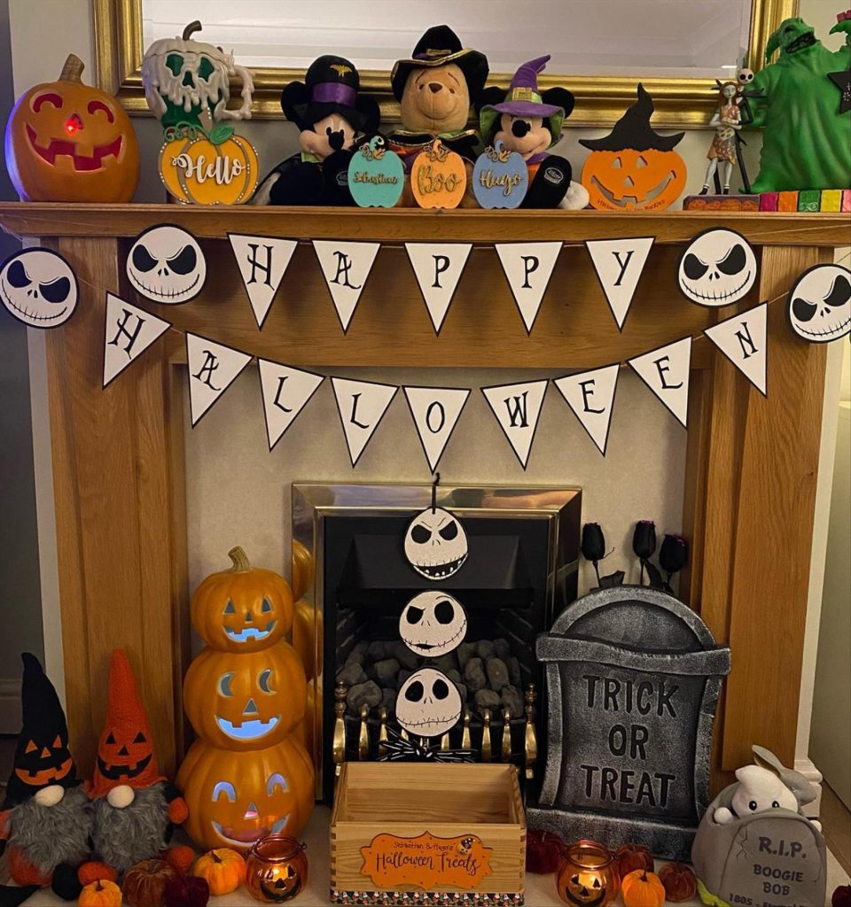 Fabulous Halloween Decorations DIY outdoor and indoor ideas 2022 