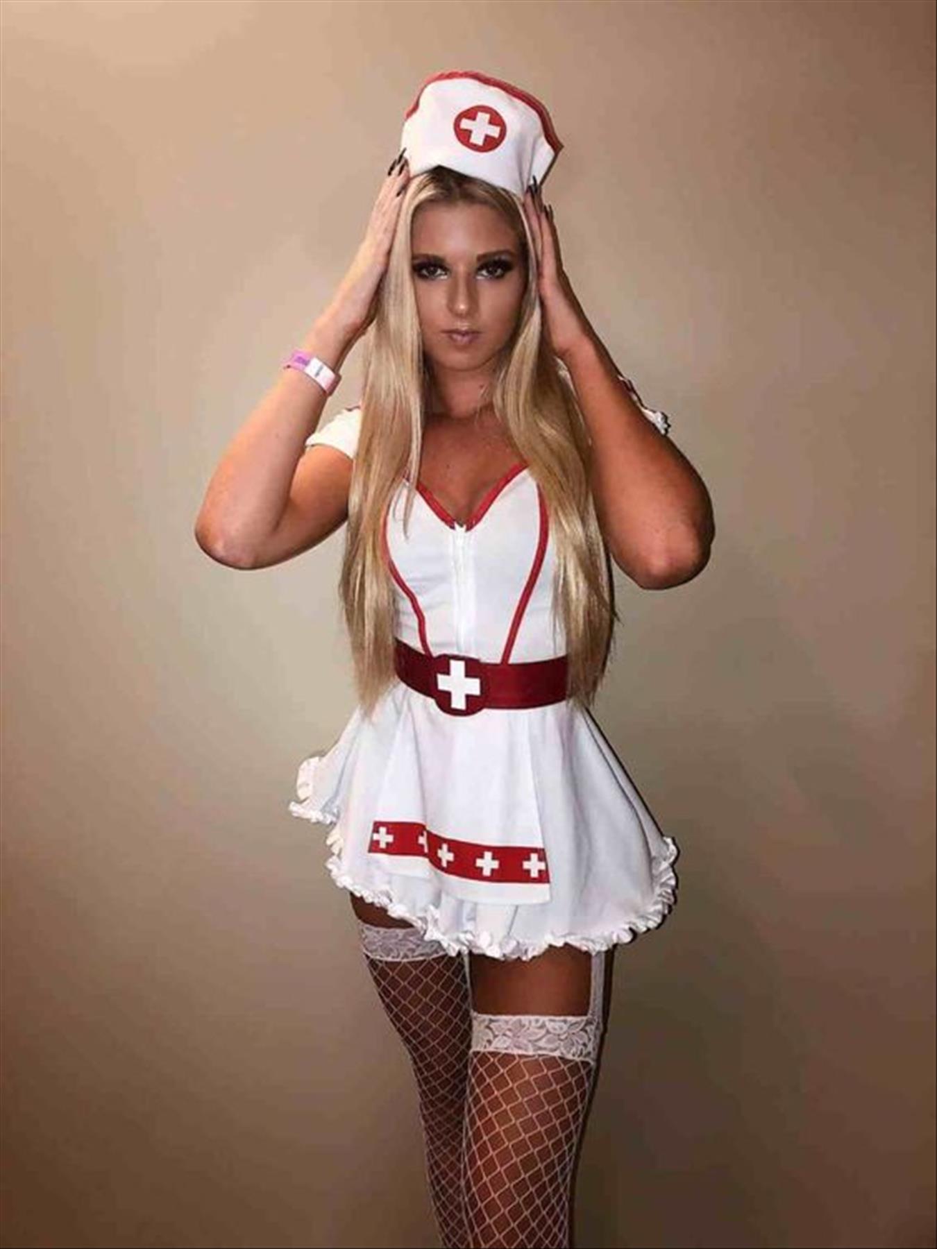 50 Unique & Cool Halloween costumes for teenage girls 2022