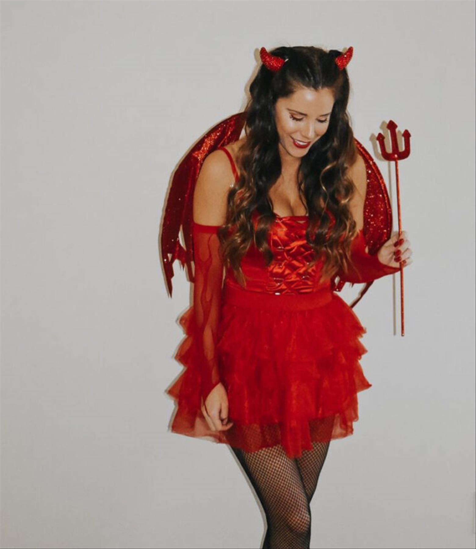 50 Unique & Cool Halloween costumes for teenage girls 2022