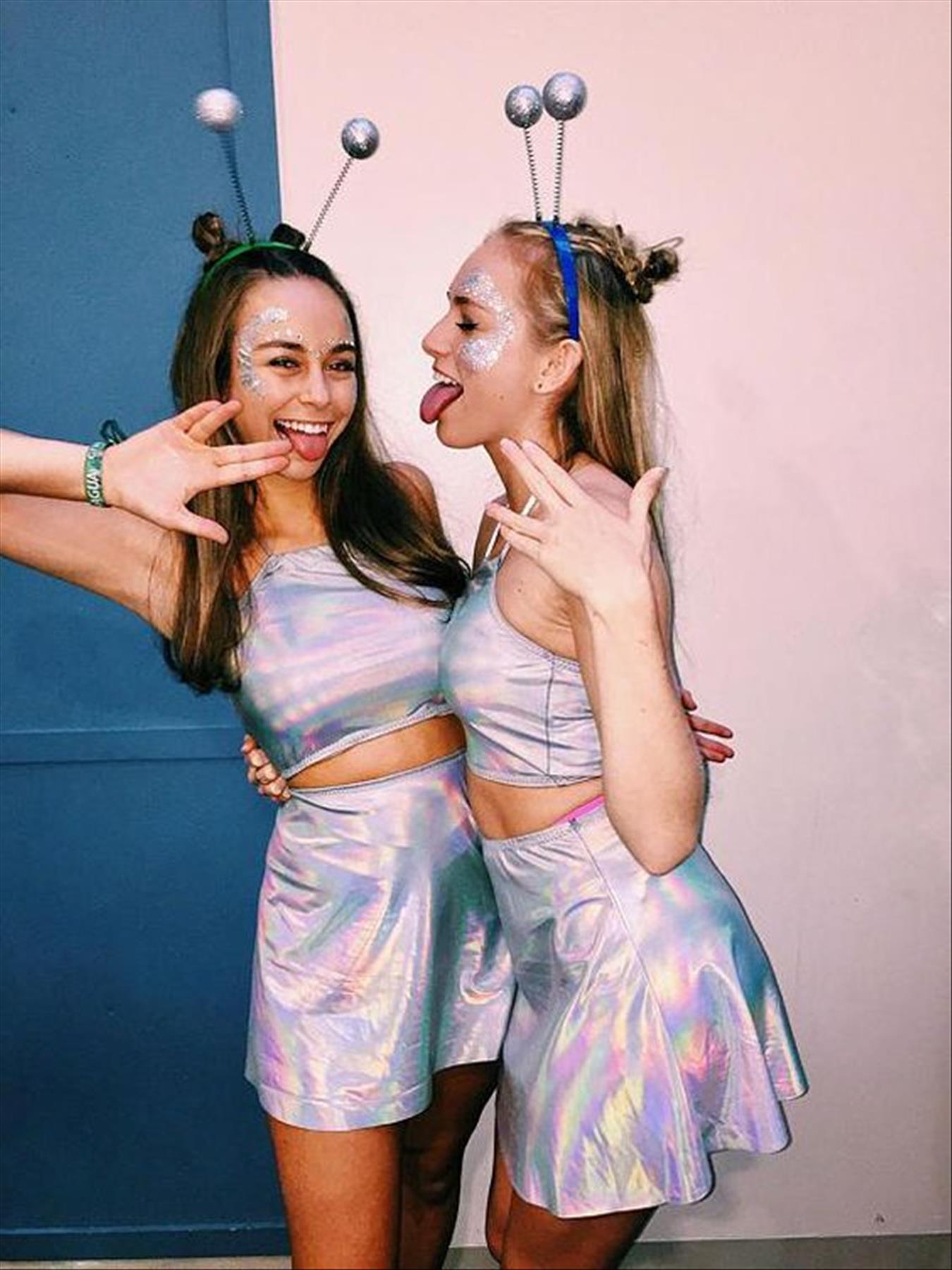 50 Unique & Cool Halloween costumes for teenage girls 2022