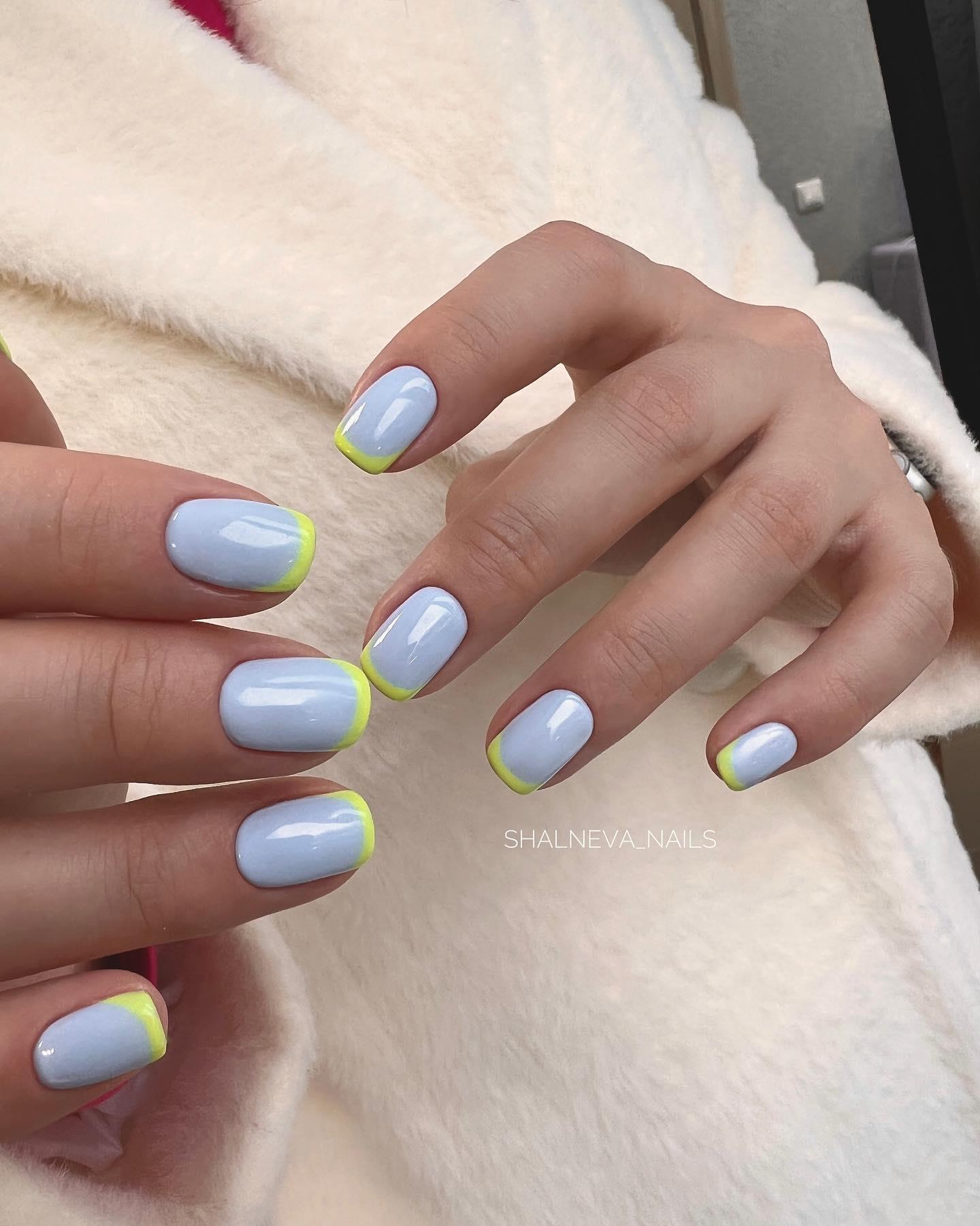 Adorable Short Blue Nails Ideas for Cooler Vibes in 2022!