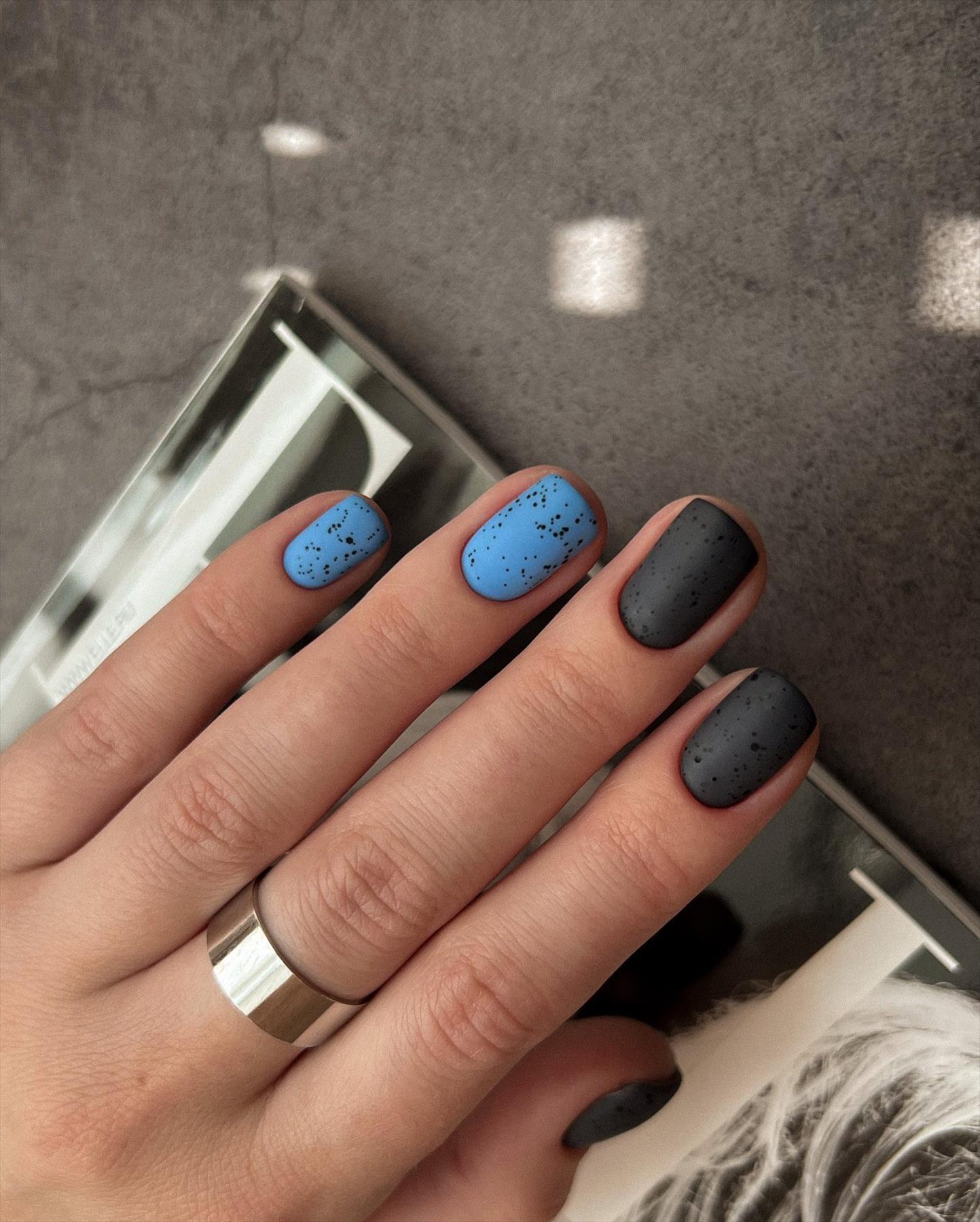 Adorable Short Blue Nails Ideas for Cooler Vibes in 2022!