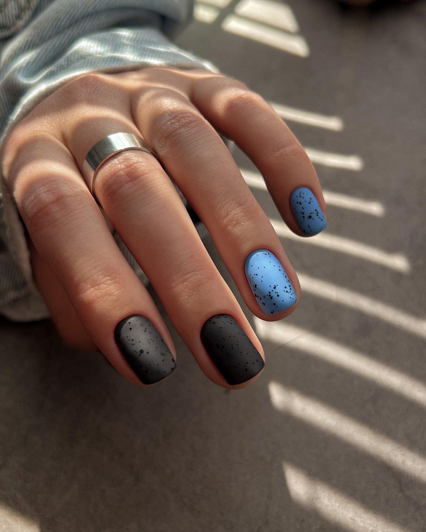 Adorable Short Blue Nails Ideas for Cooler Vibes in 2022!