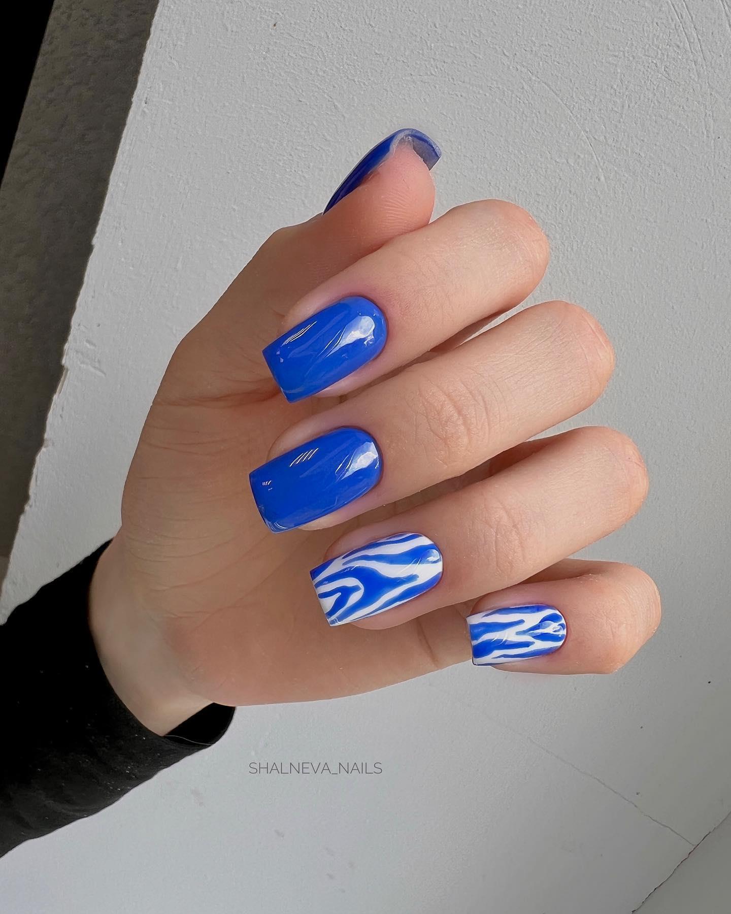 Adorable Short Blue Nails Ideas for Cooler Vibes in 2022!