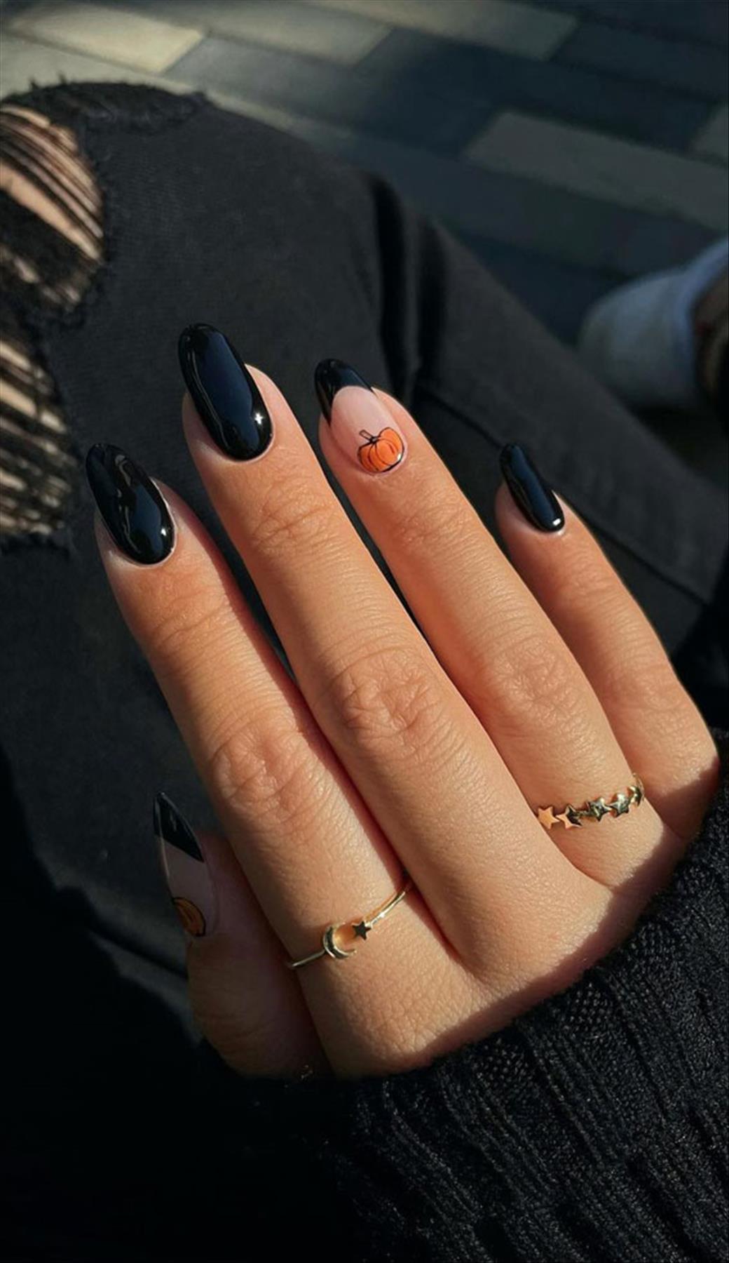 Best short Halloween nails aesthetic perfect for 2022