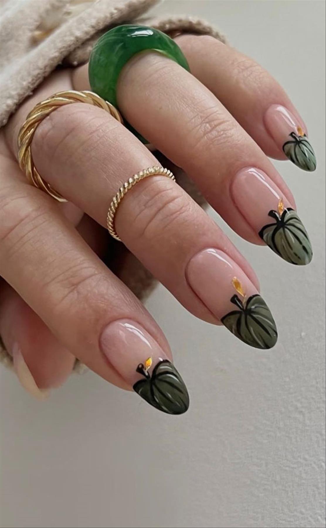 Best short Halloween nails aesthetic perfect for 2022