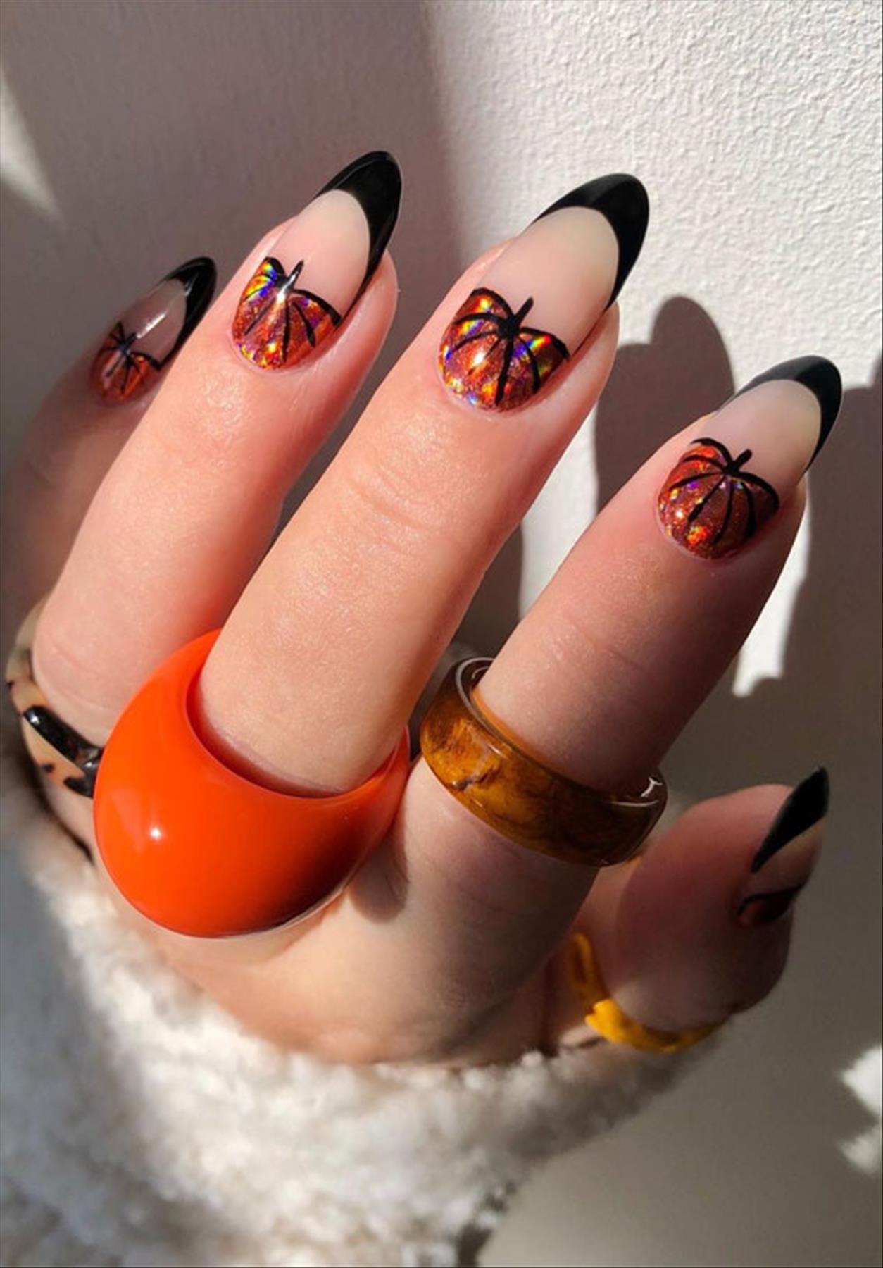 Best short Halloween nails aesthetic perfect for 2022