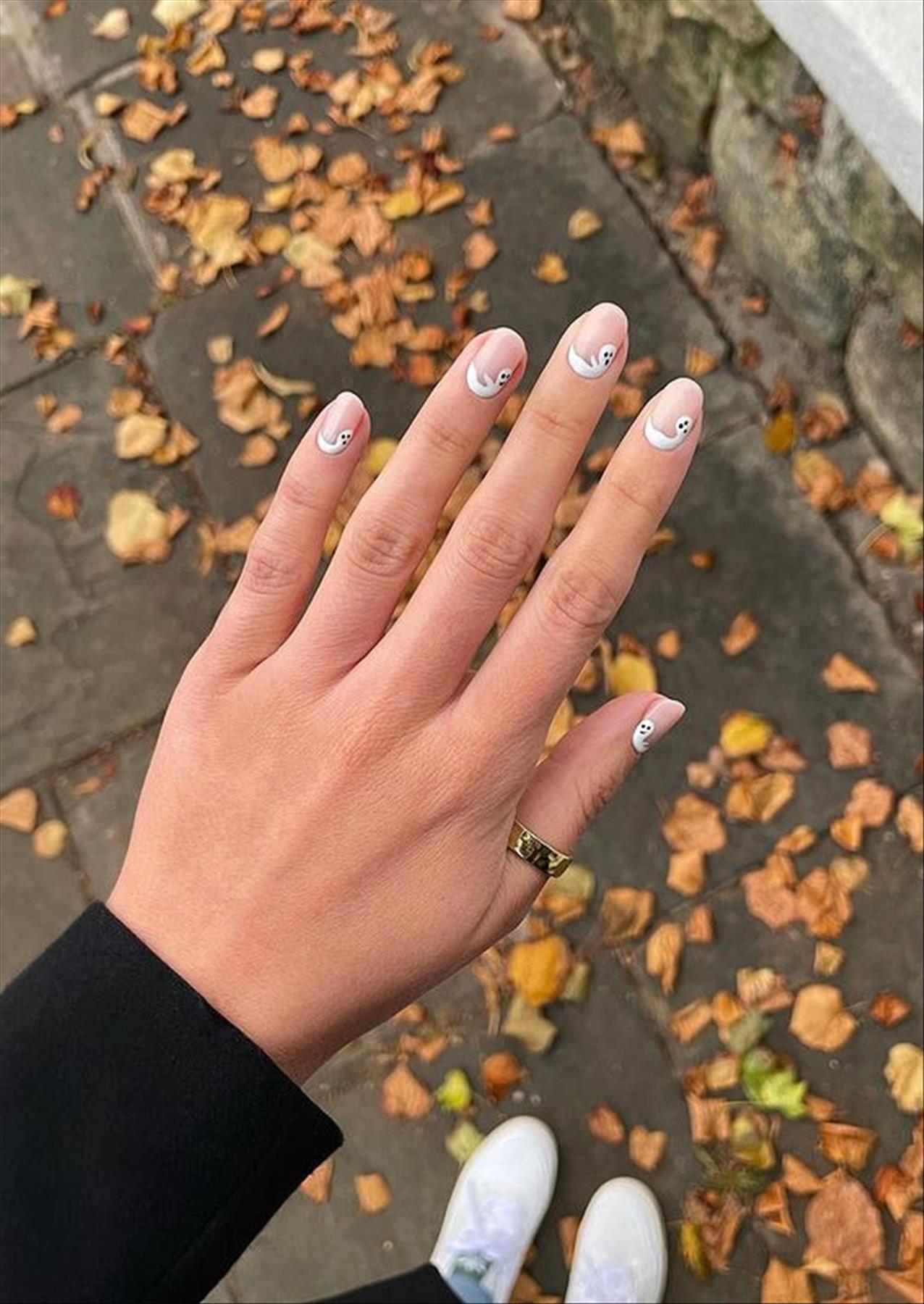 Best short Halloween nails aesthetic perfect for 2022