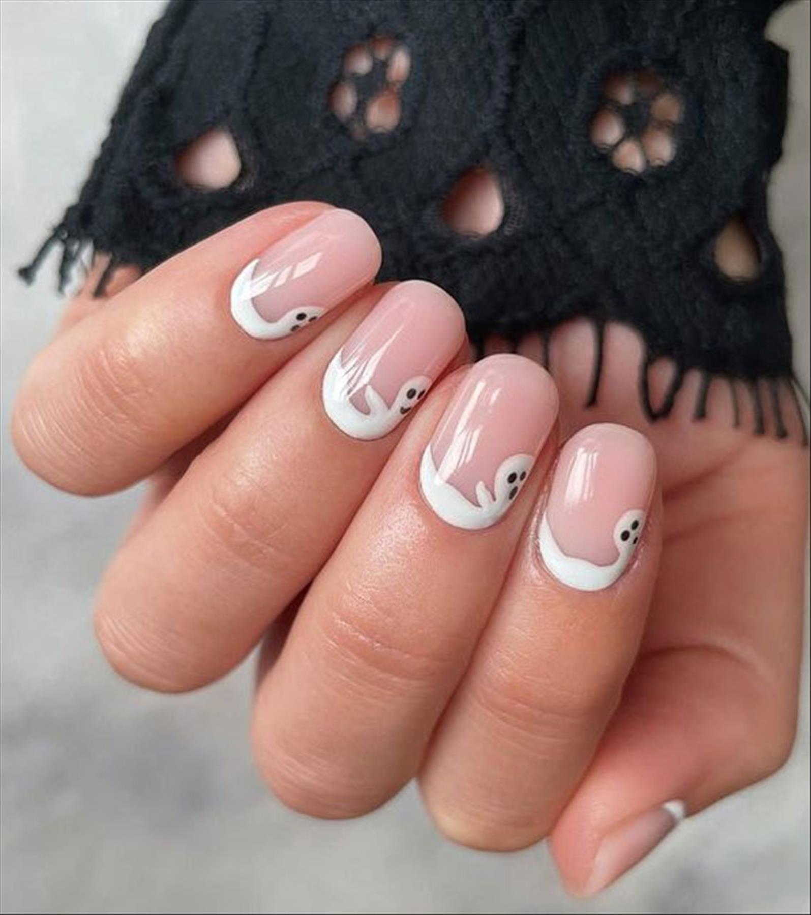 Best short Halloween nails aesthetic perfect for 2022