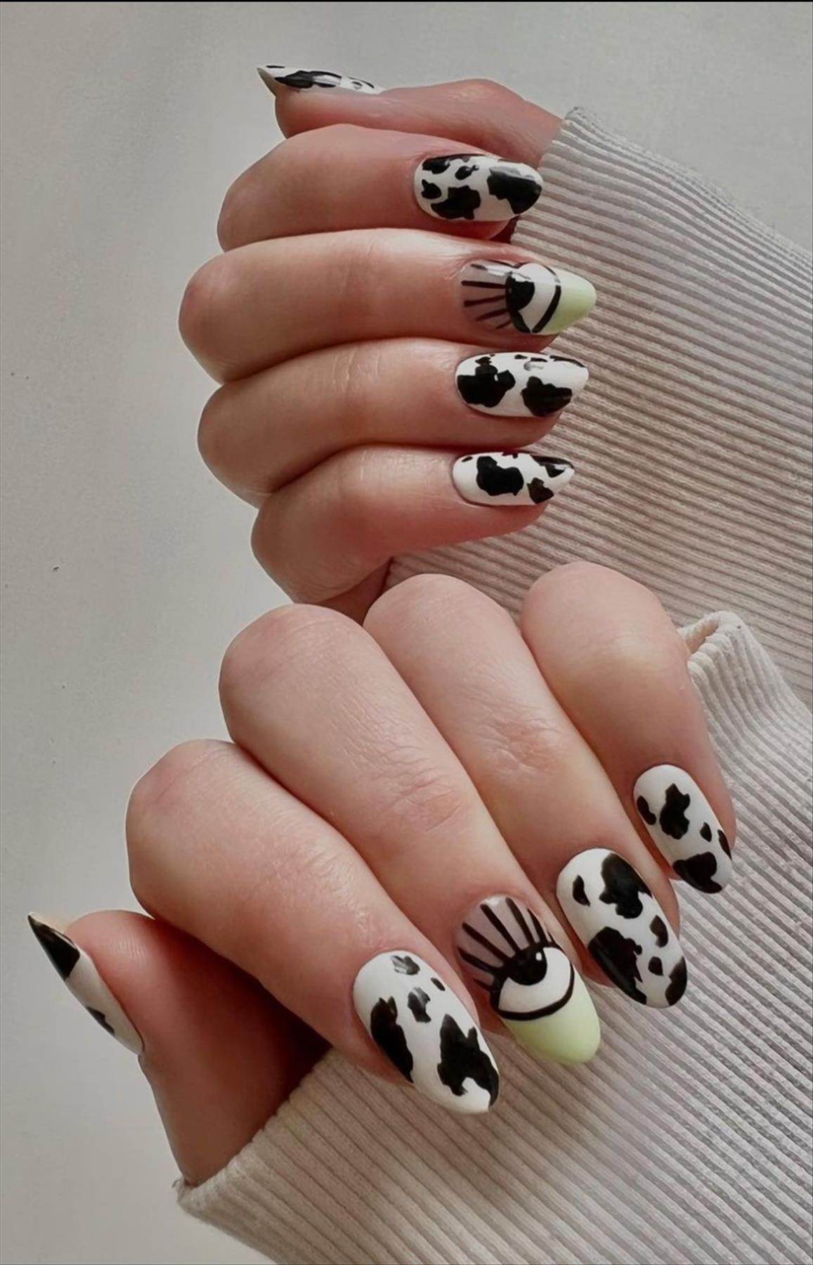 Best short Halloween nails aesthetic perfect for 2022