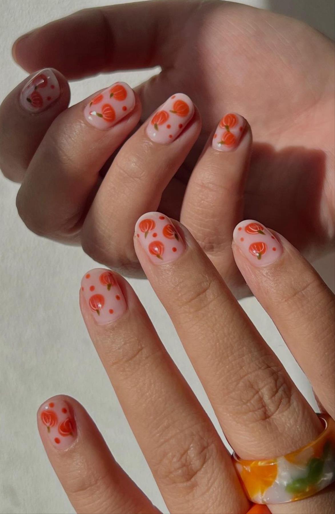 Best short Halloween nails aesthetic perfect for 2022