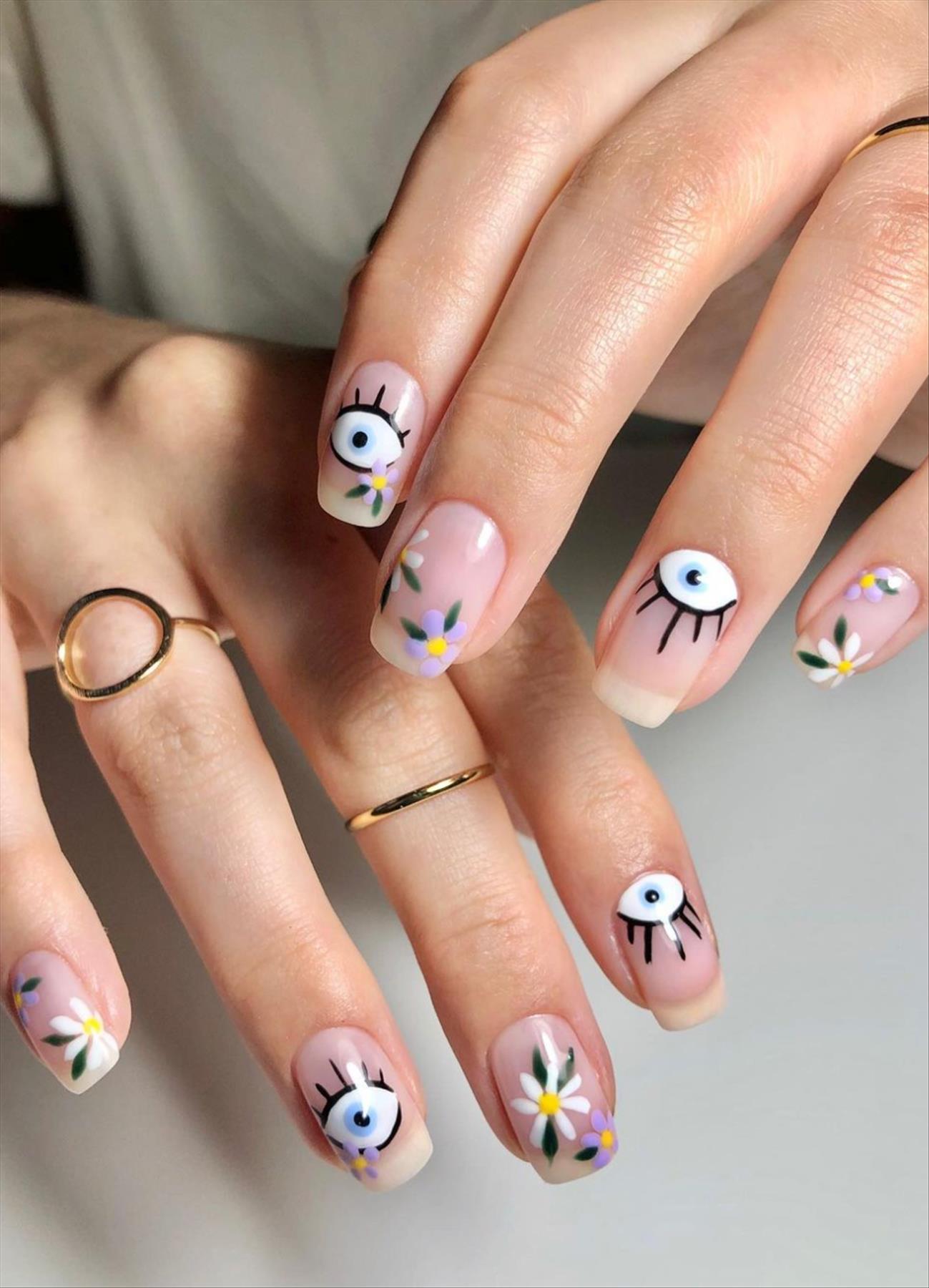 Best short Halloween nails aesthetic perfect for 2022