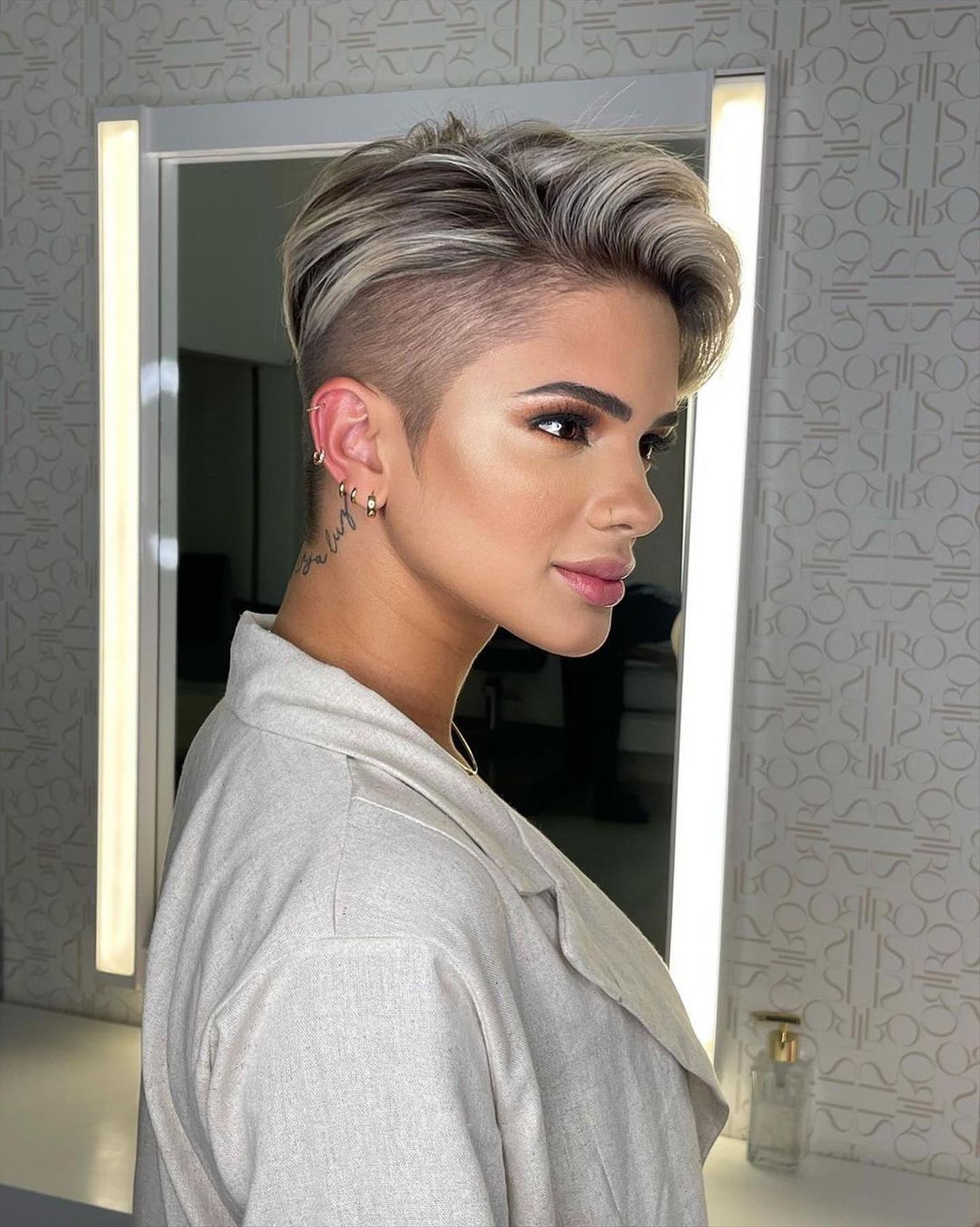 https://mycozylive.com/wp-content/uploads/2022/08/short-pixie-haircut-for-women-42.jpg