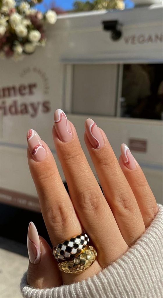 30 Best swirl nails aesthetics you'll flip for