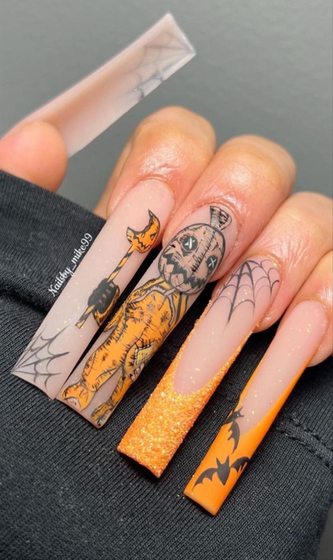 Creepy Halloween nails design you'll love 2022