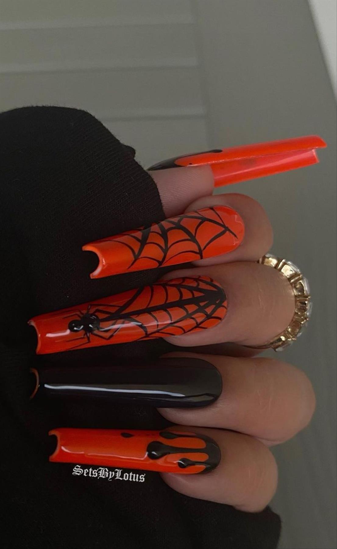 Creepy Halloween nails design you'll love 2022