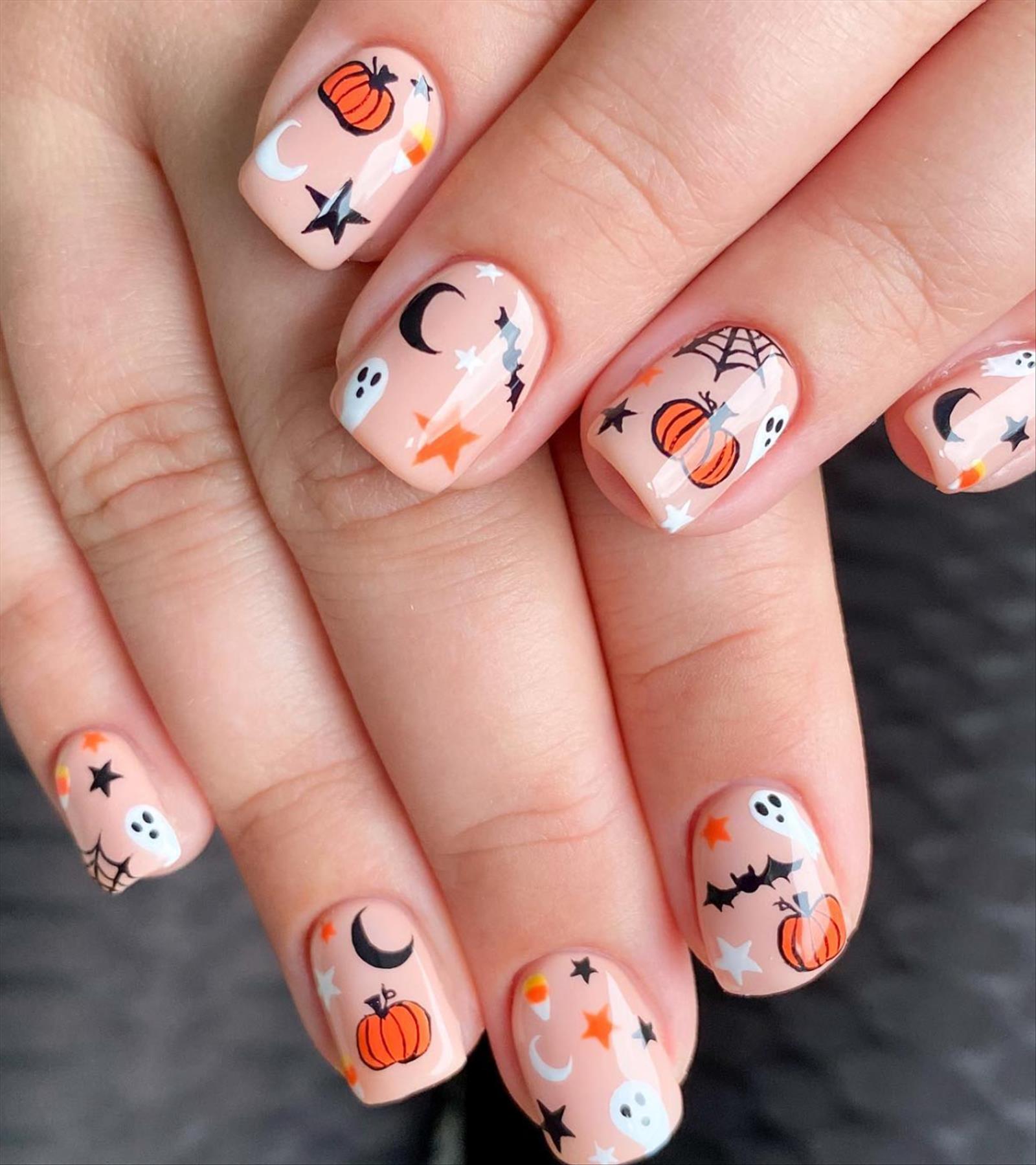 Creepy Halloween nails design you'll love 2022