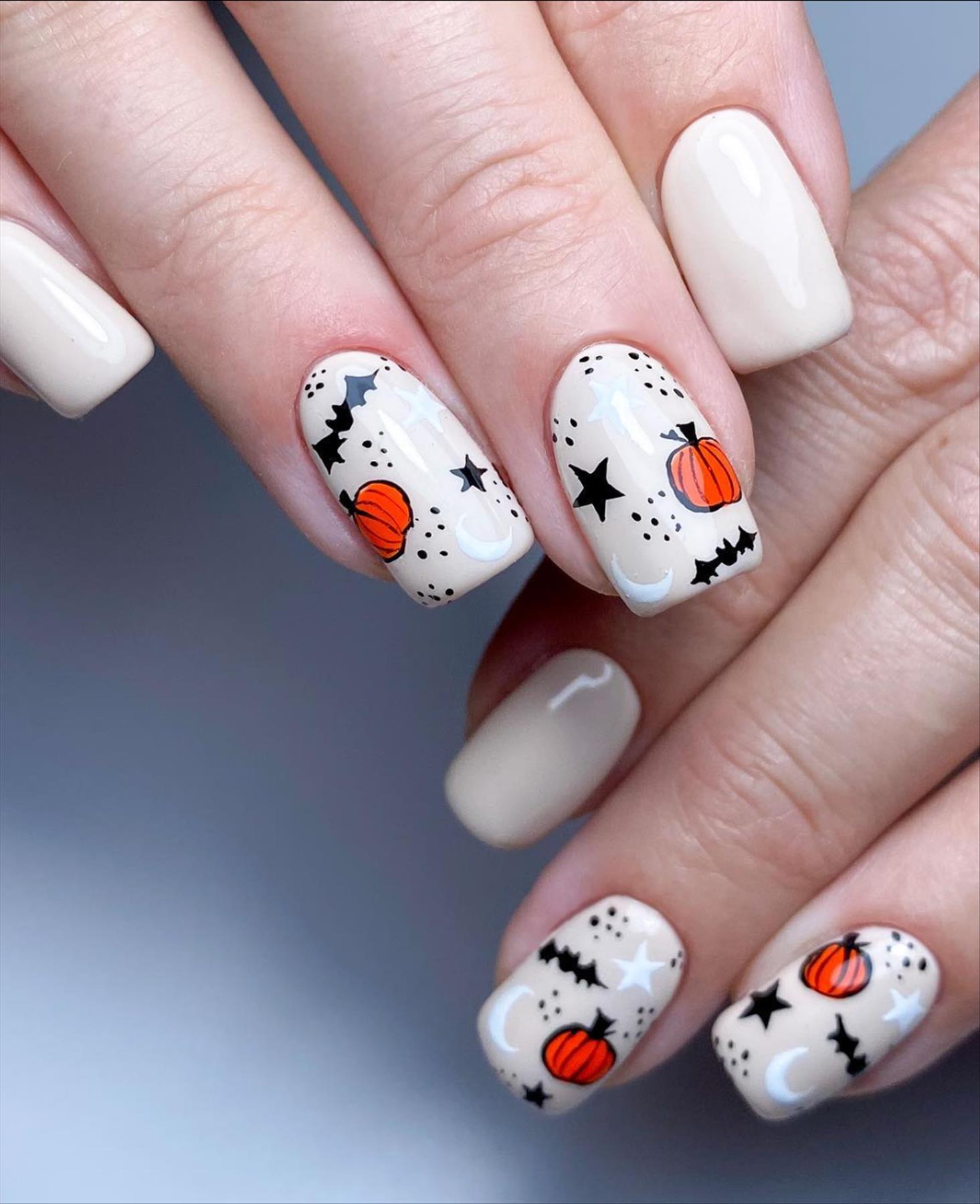 Creepy Halloween nails design you'll love 2022