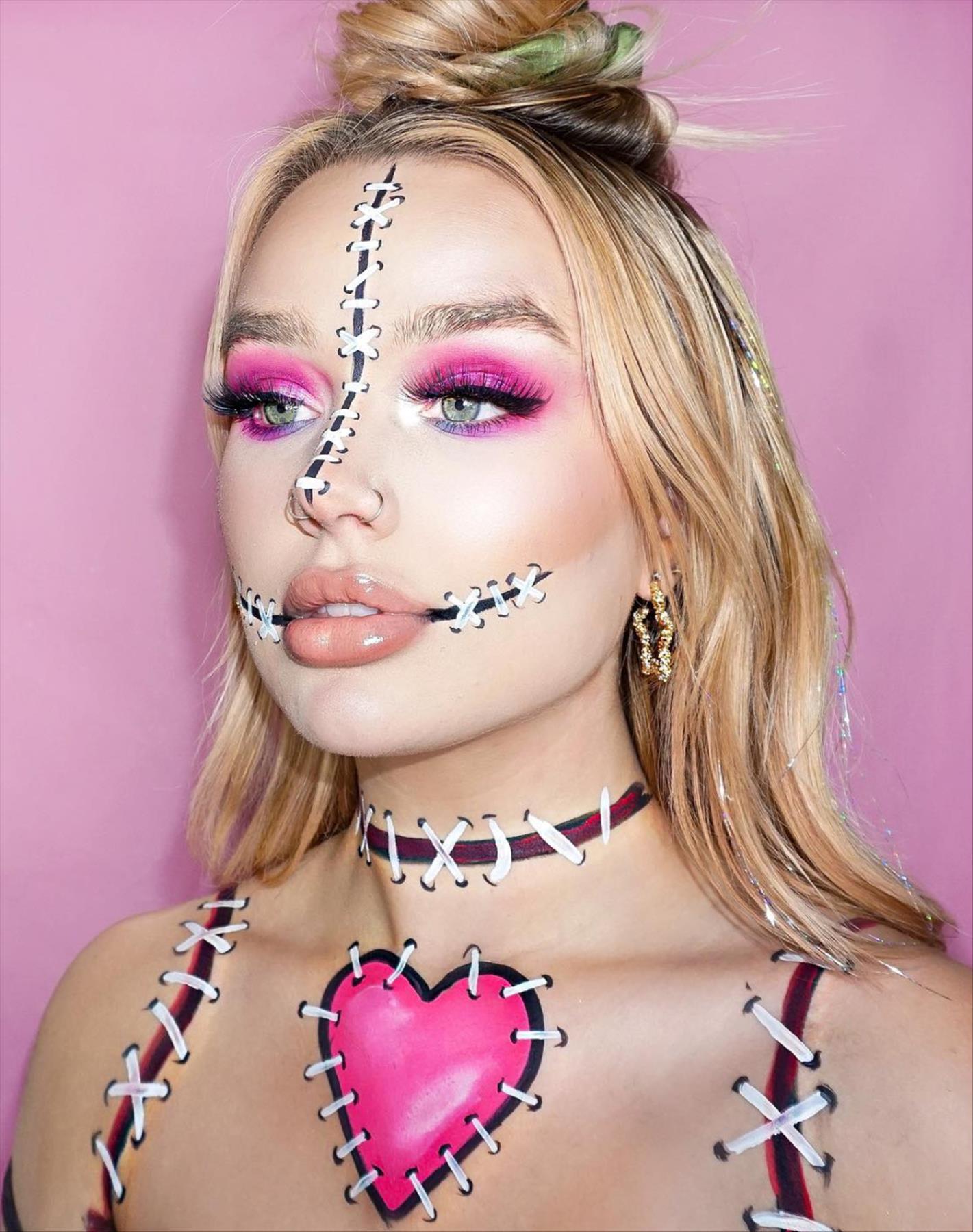 Cool Halloween makeup looks trending this year