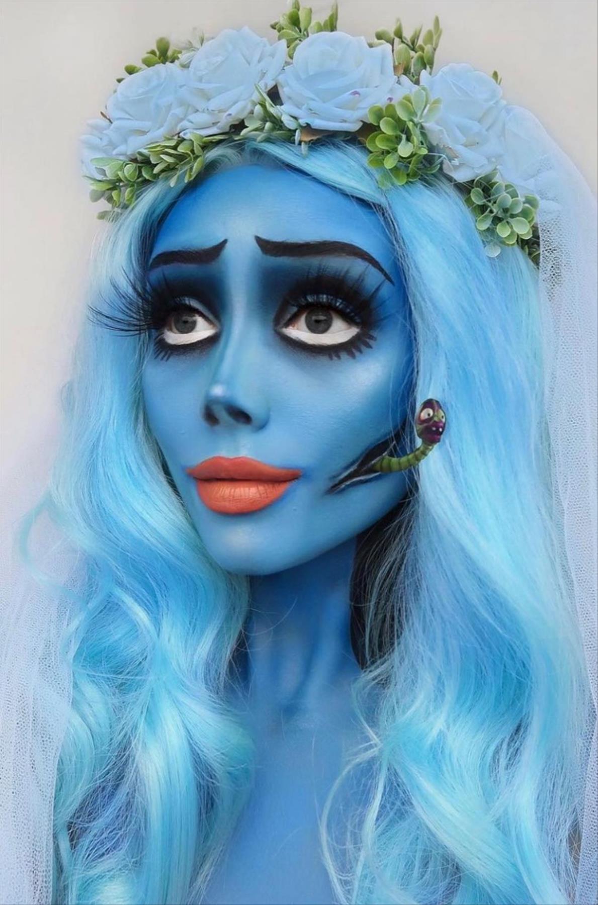 Cool Halloween makeup looks trending this year