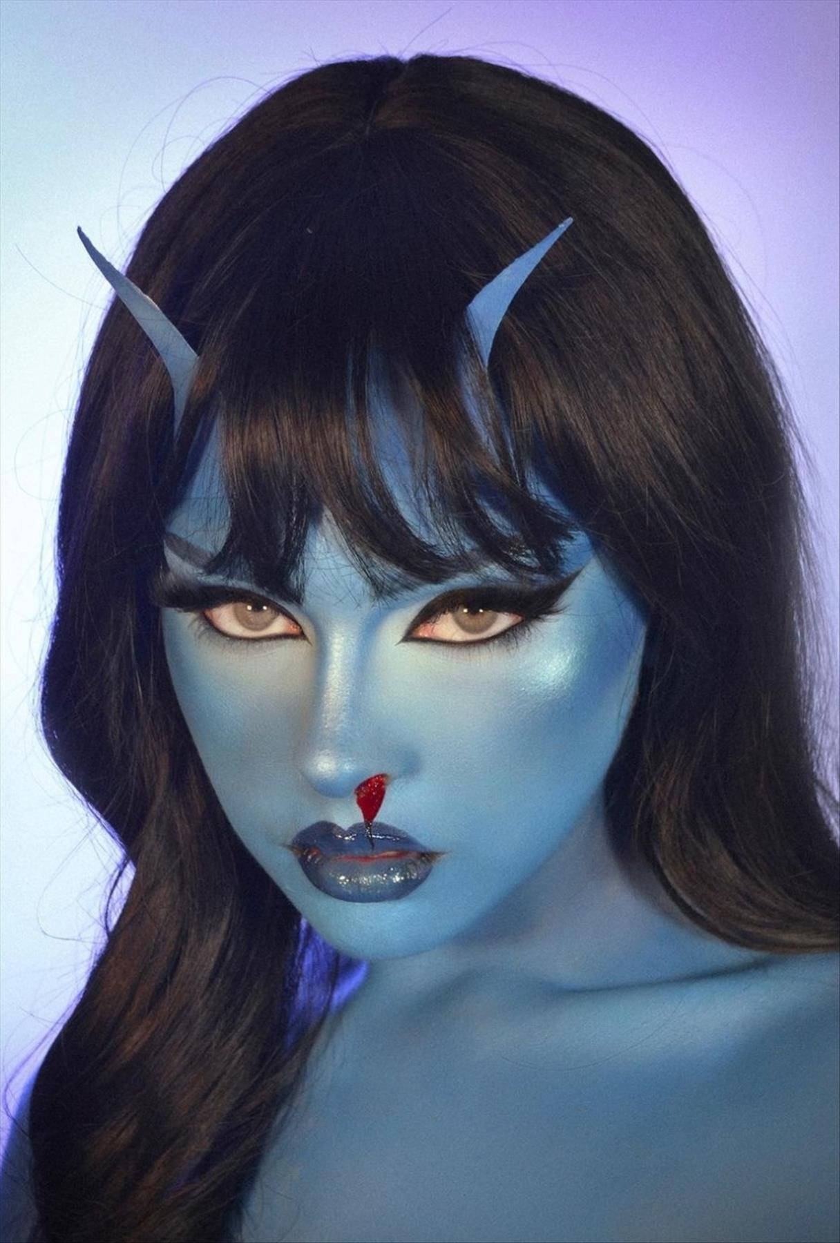 Cool Halloween makeup looks trending this year