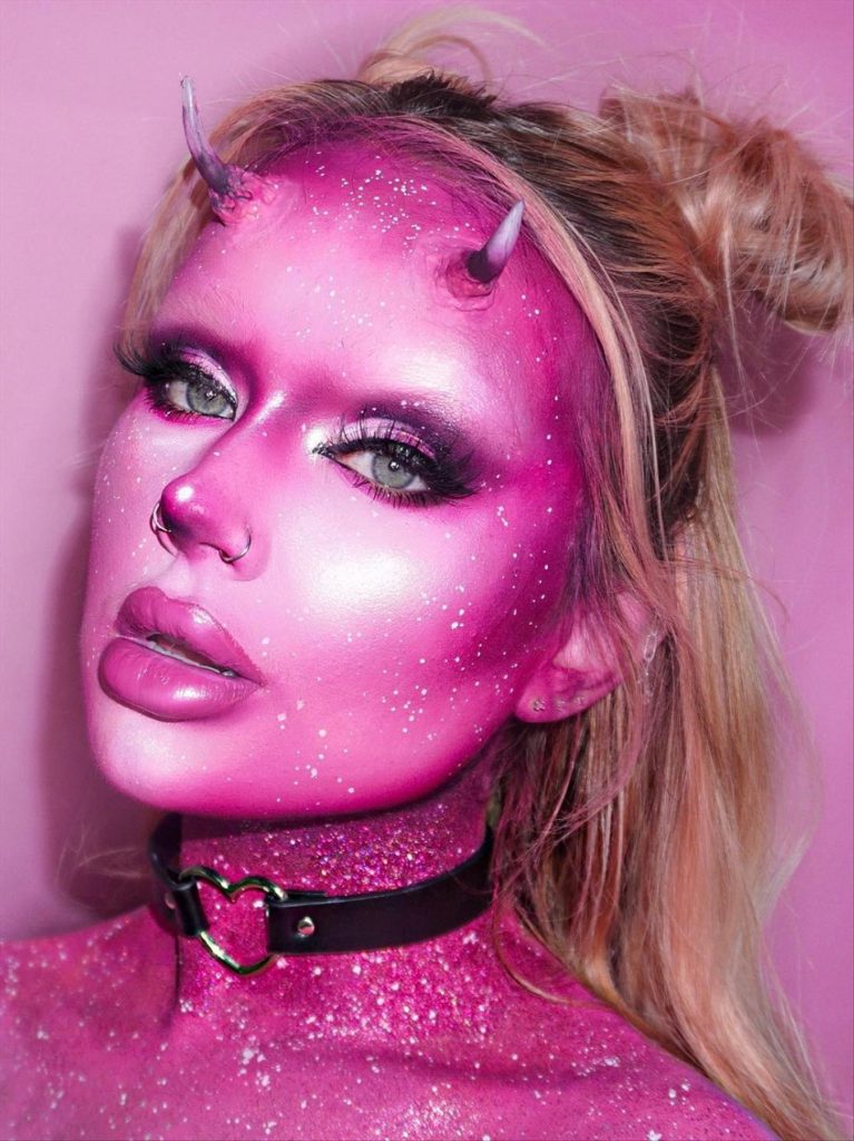 60+ Cool Halloween makeup looks trending this year - Mycozylive.com