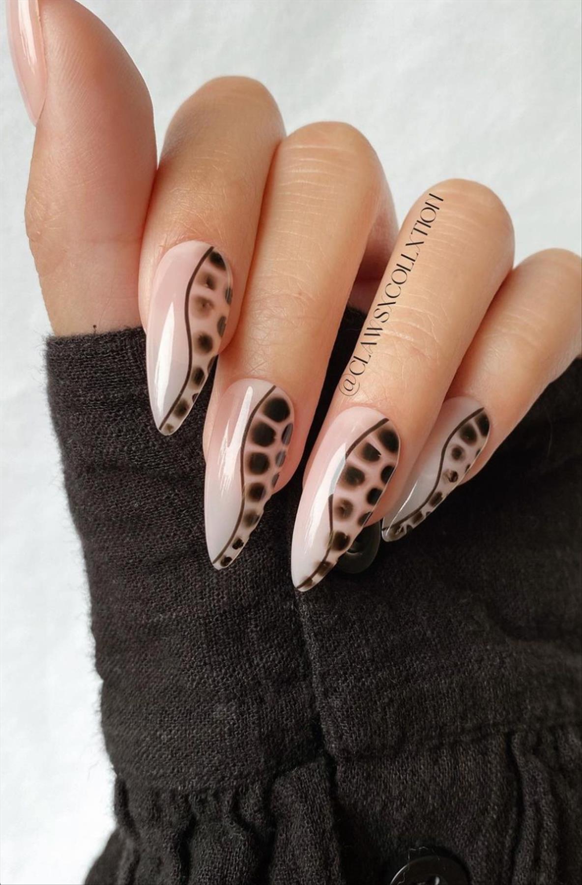Cool black nail design for winter nails 2022