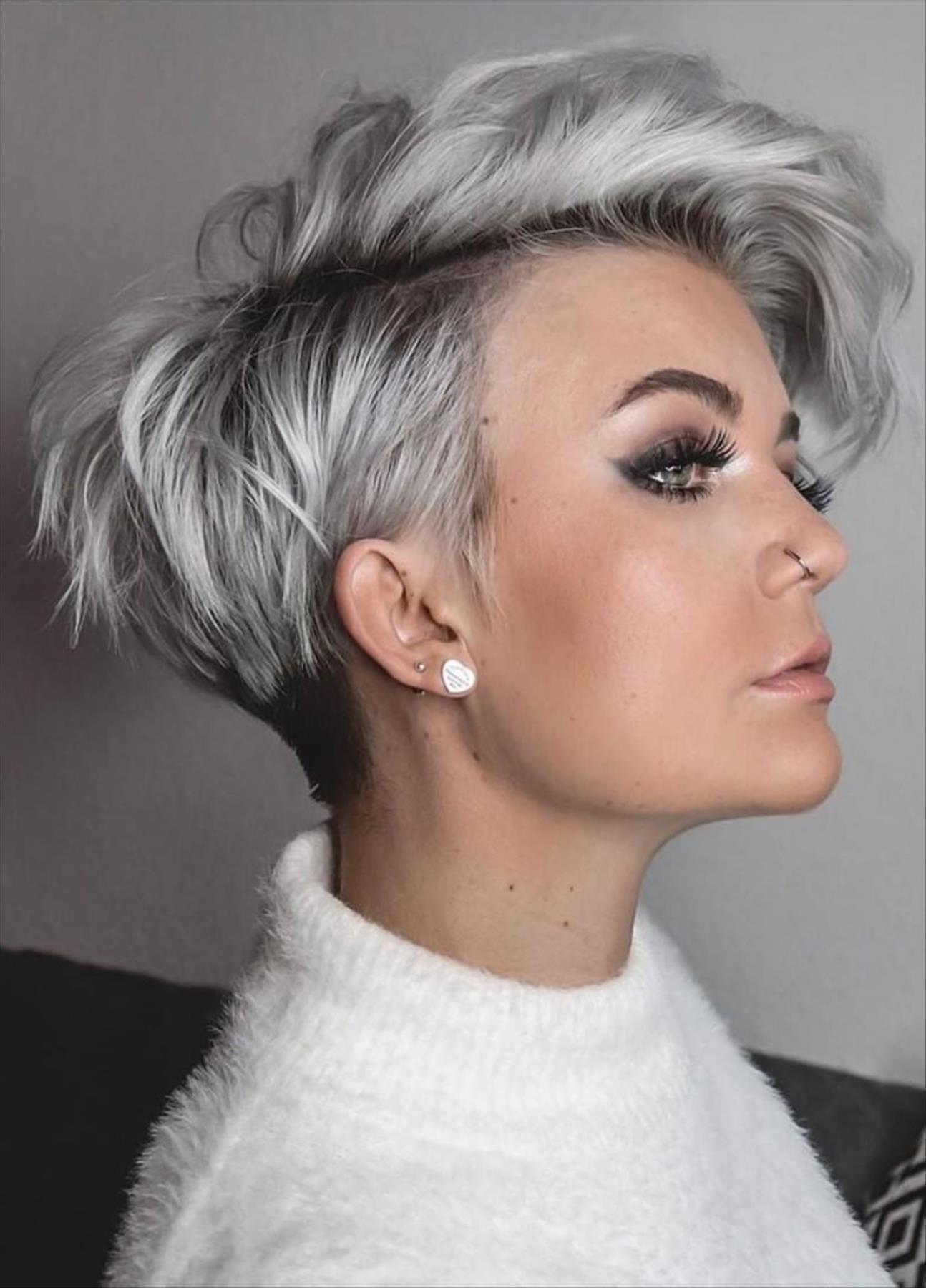 Trendy short pixie haircuts for women 