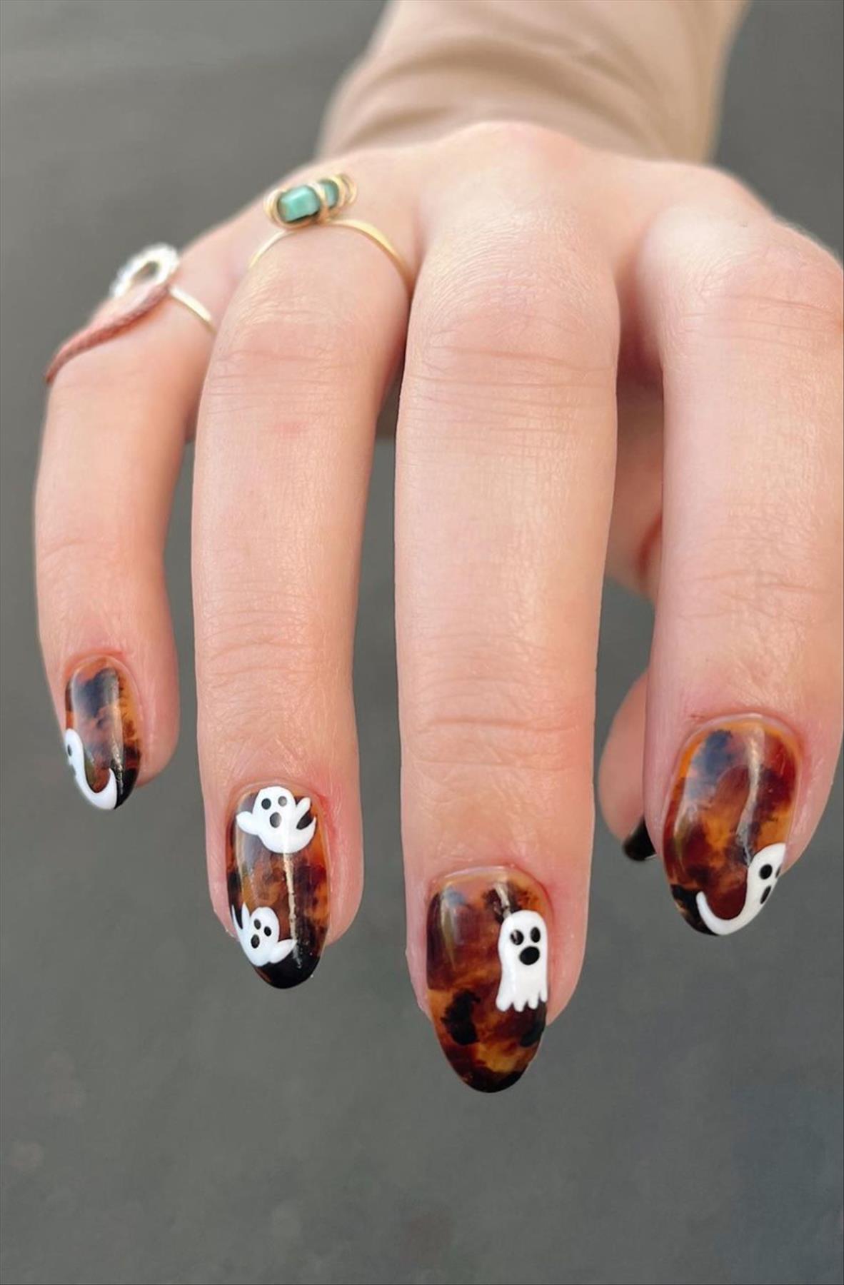 cool short halloween nails art and inspiration in 2022