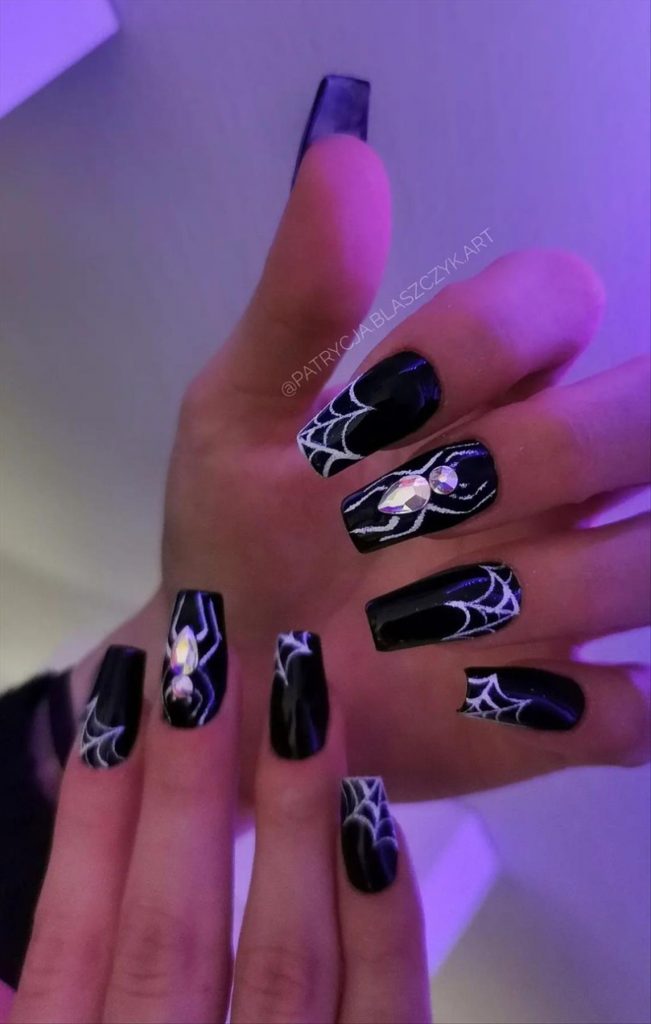 cool short halloween nails art and inspiration in 2022