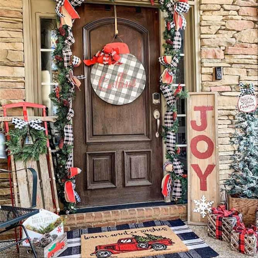 Front Porch Decorating Ideas For Christmas