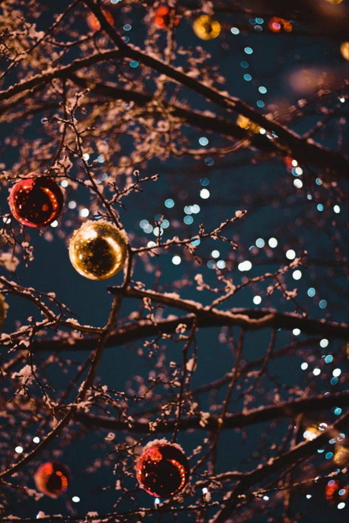 36 Stunning Christmas Wallpaper Backgrounds For iPhone Free